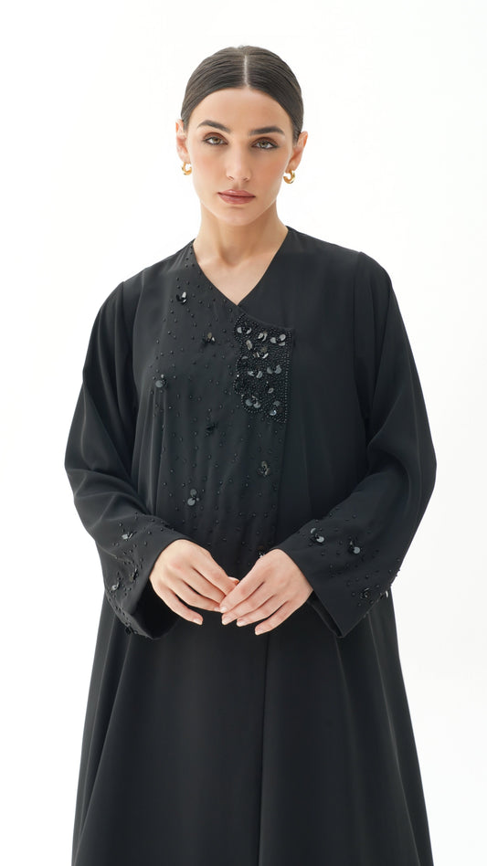 أفضل تجربة شراء عبايات أون لاين من دبي بتشكيلات متنوعة