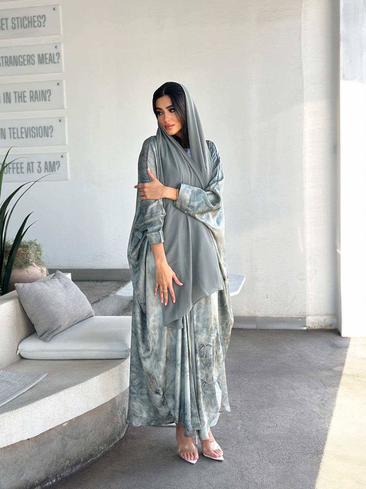 Bisht Abaya