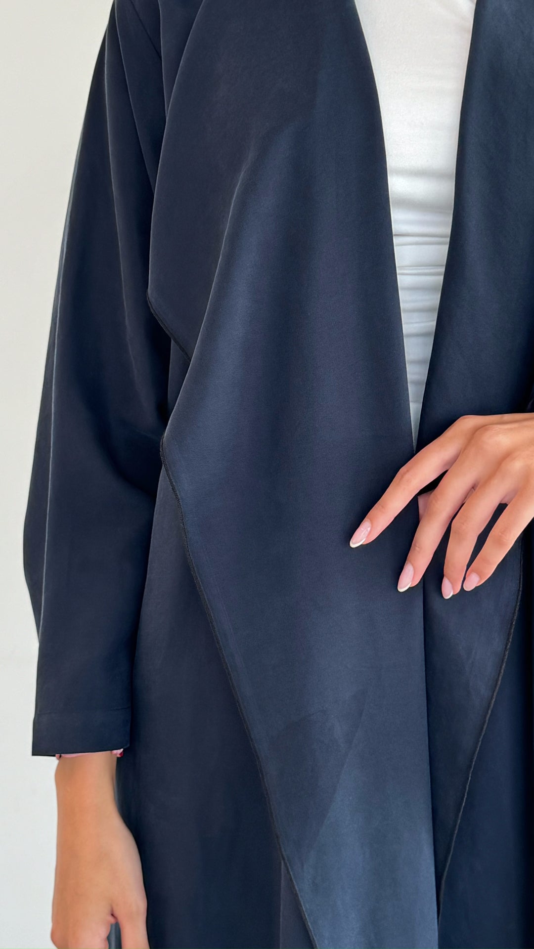 Misk Navy Abaya