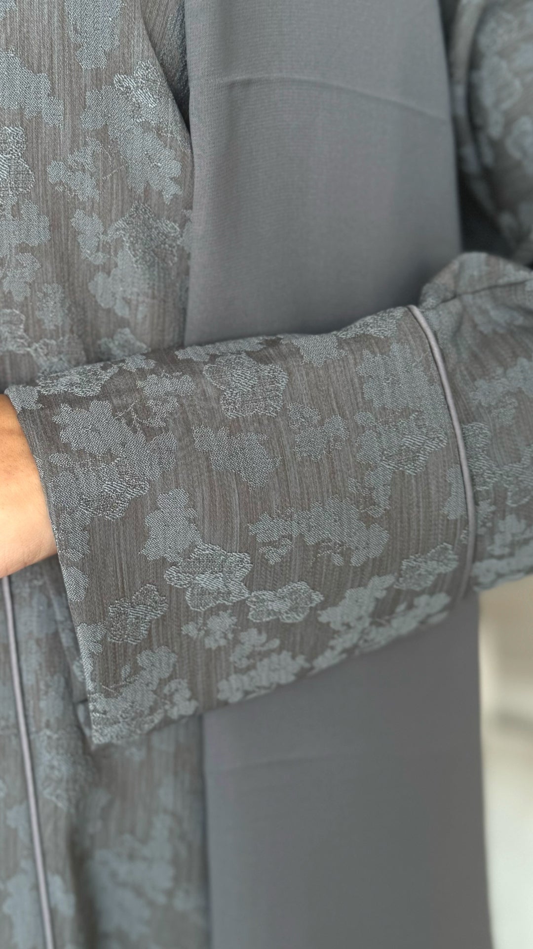 Ghazal Light Grey Abaya