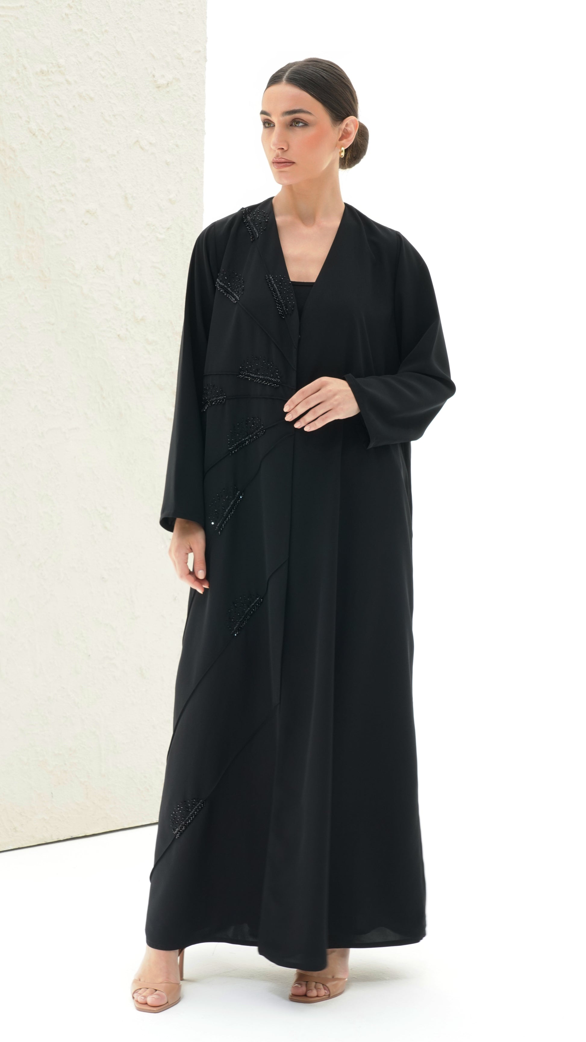 Belle Ombre Black Abaya Design Handwork