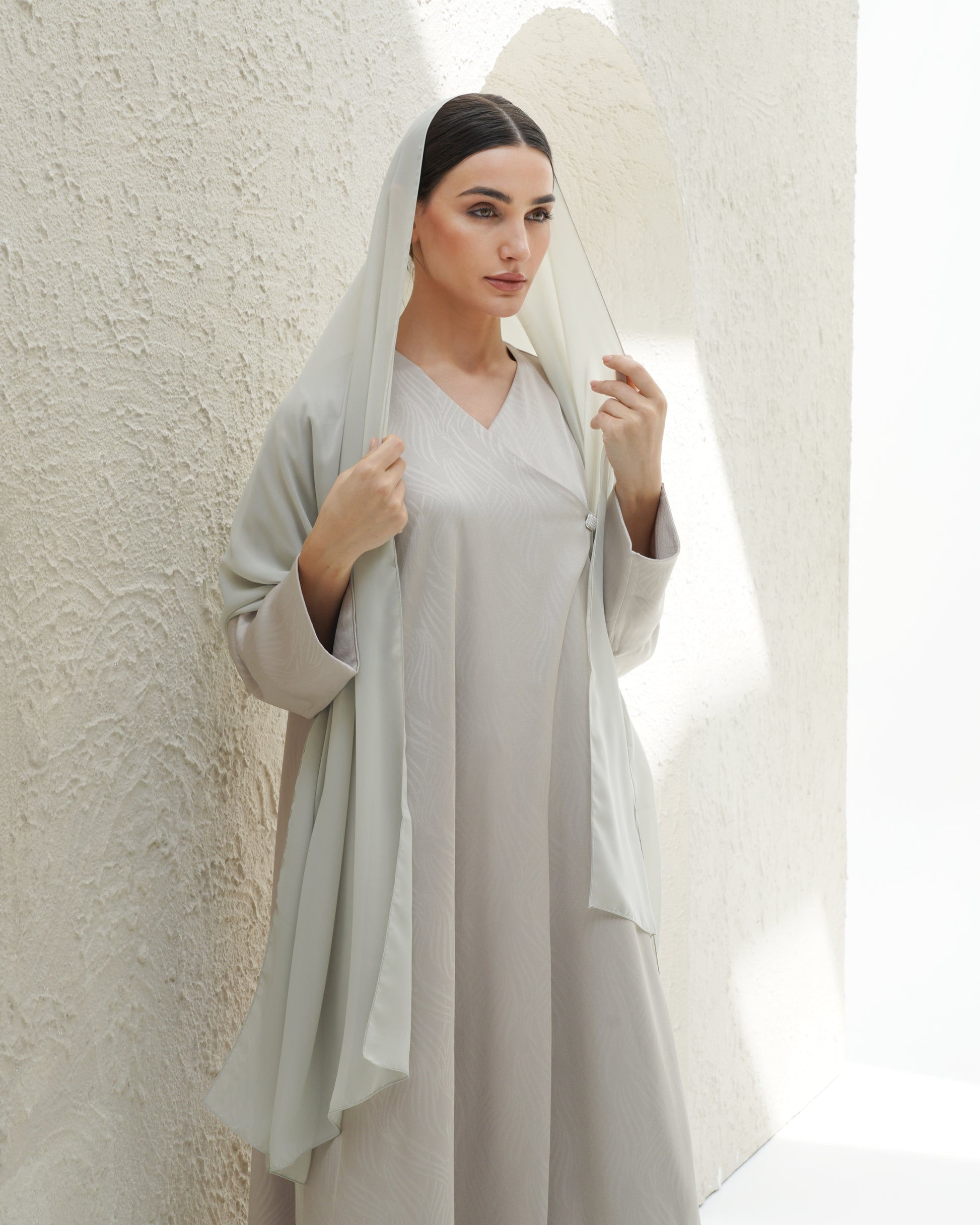 Allure Japanese jacquard Beige Abaya