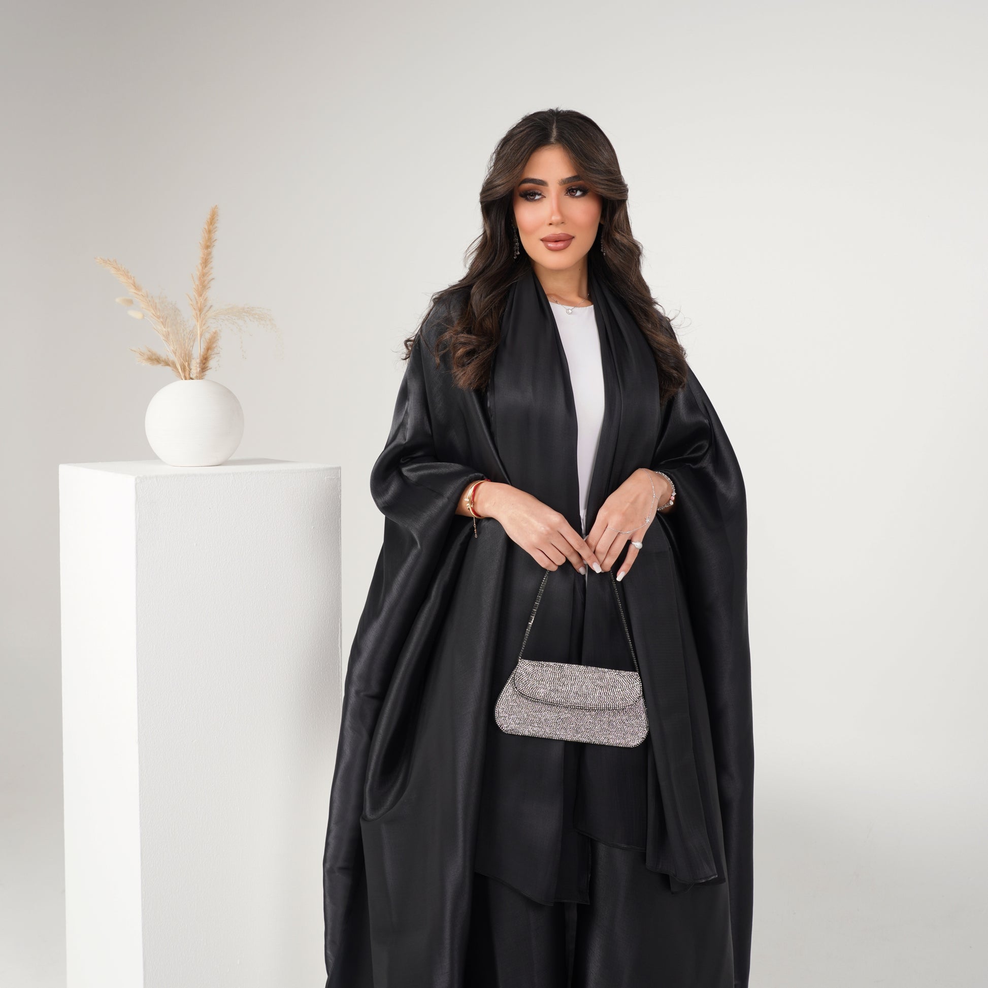 Amira Black Abaya