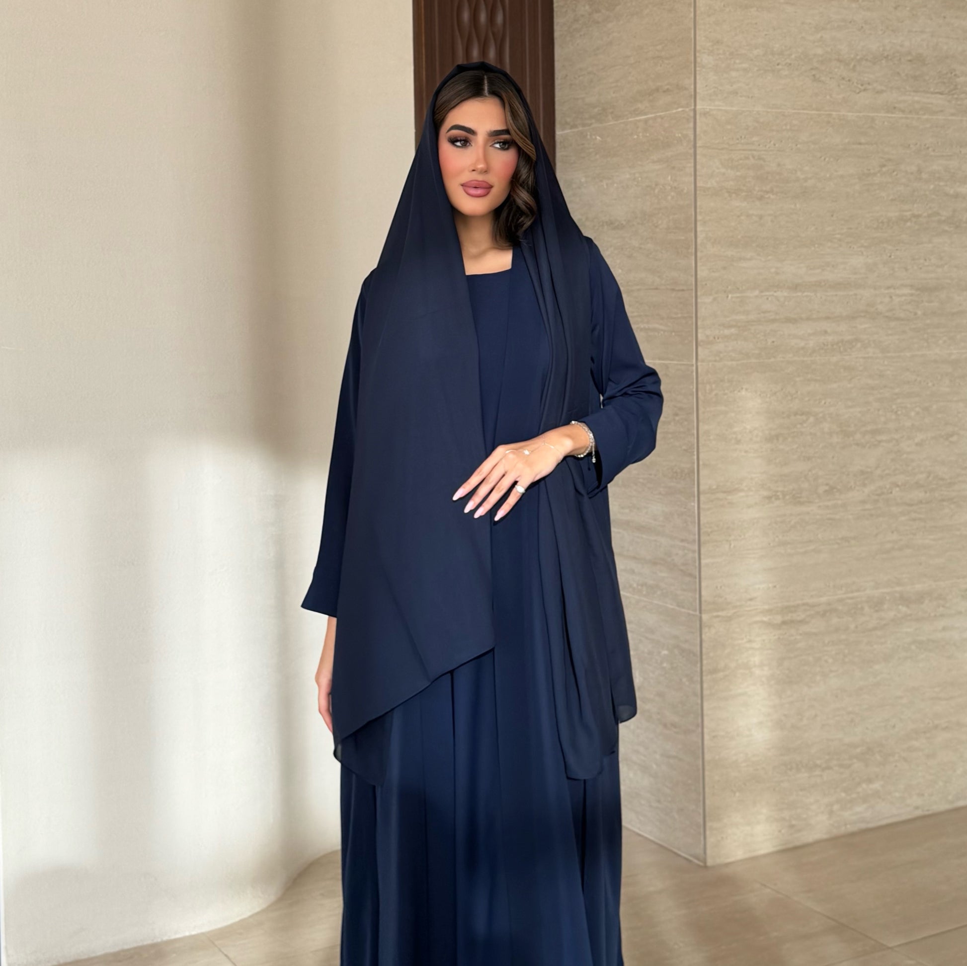 Aziza Navy Abaya