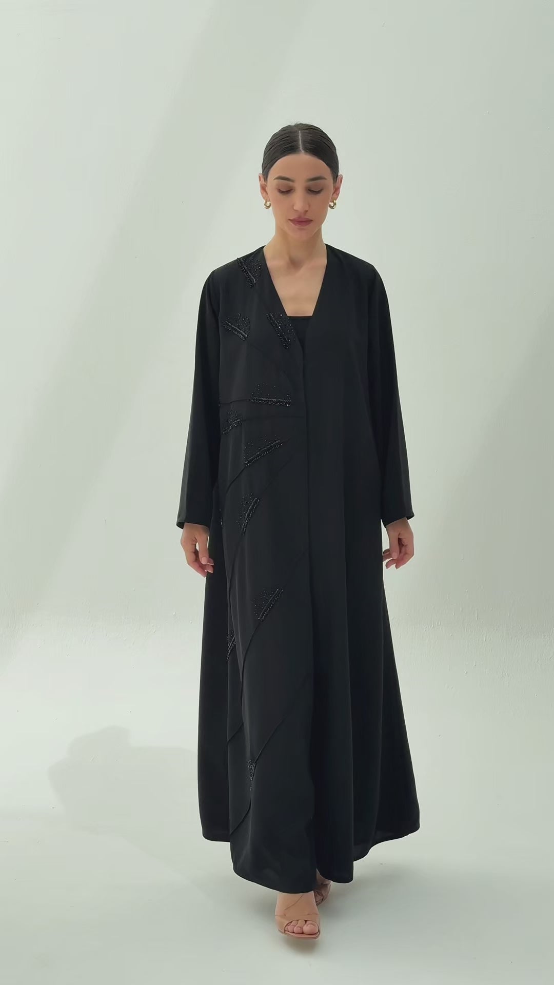 Belle Ombre Black Abaya Design Handwork