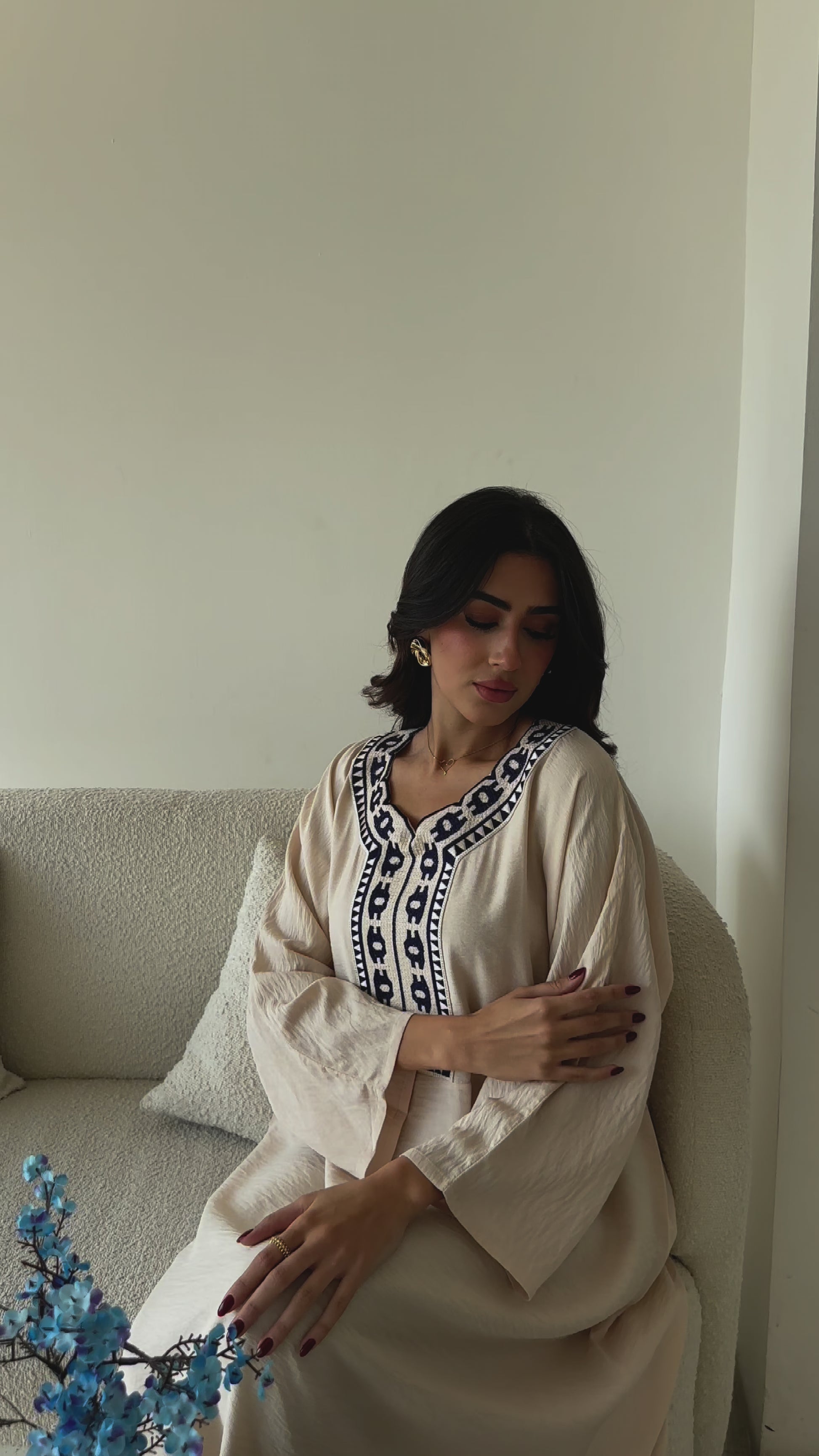 Marooj White Kaftan Abaya
