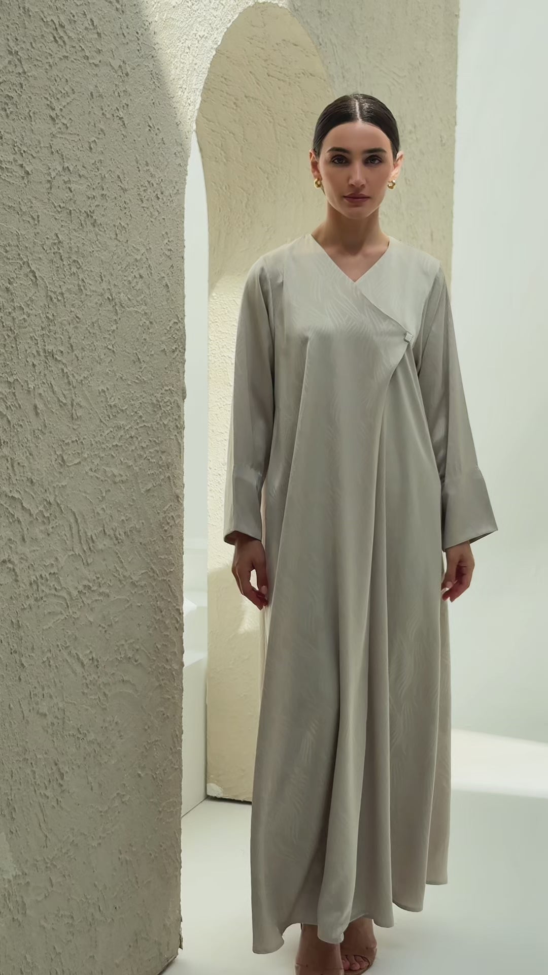 Allure Japanese jacquard Beige Abaya