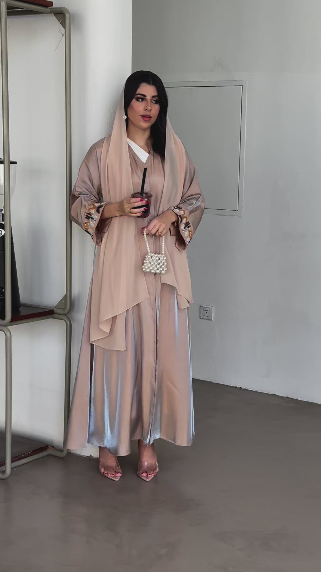 Jawhara Orange Abaya