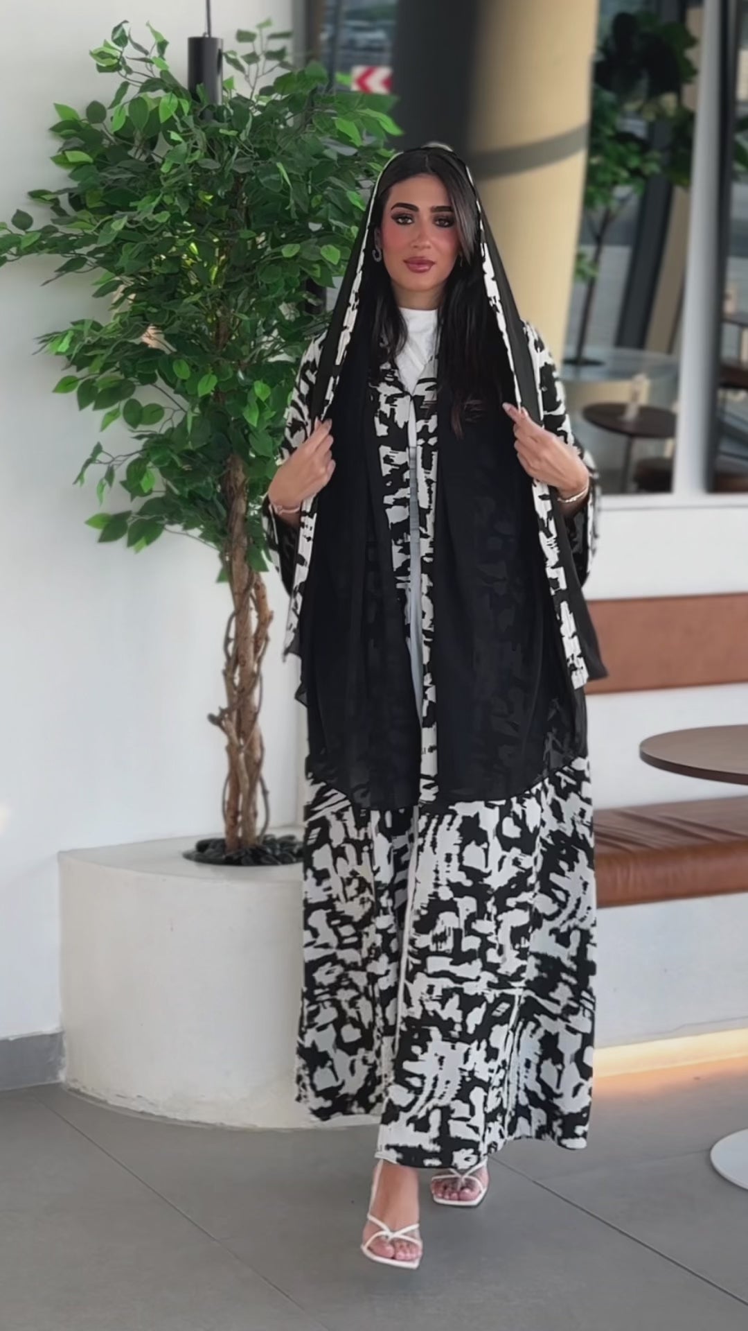 Asrar Elegant Abaya