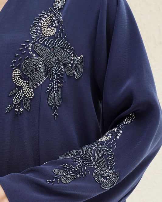 اكتشفي محلات عبايات رخيصة في دبي بتصاميم عصرية