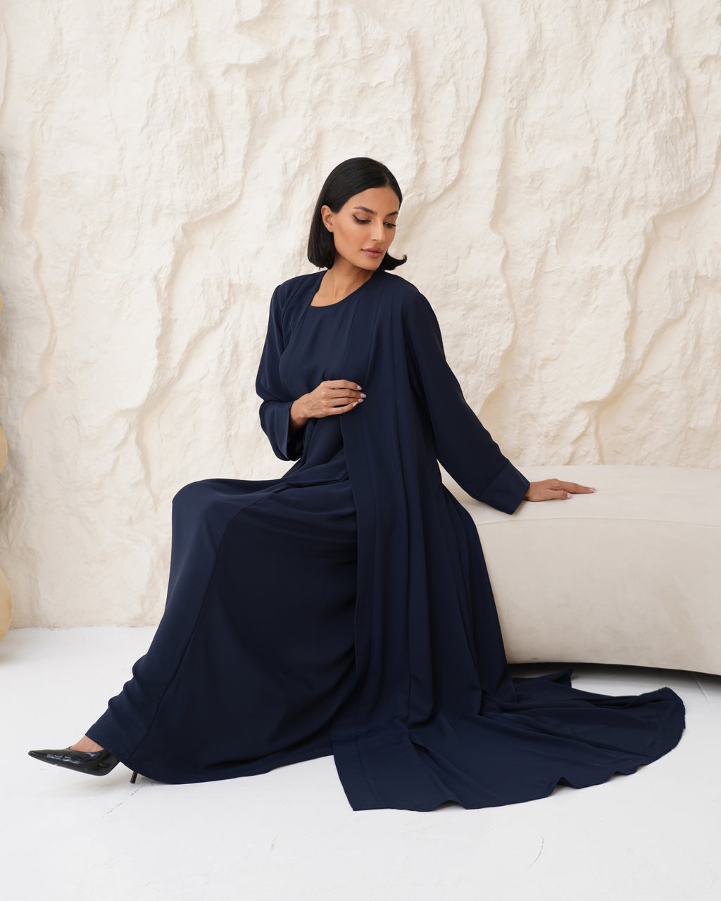 Aziza Navy Abaya
