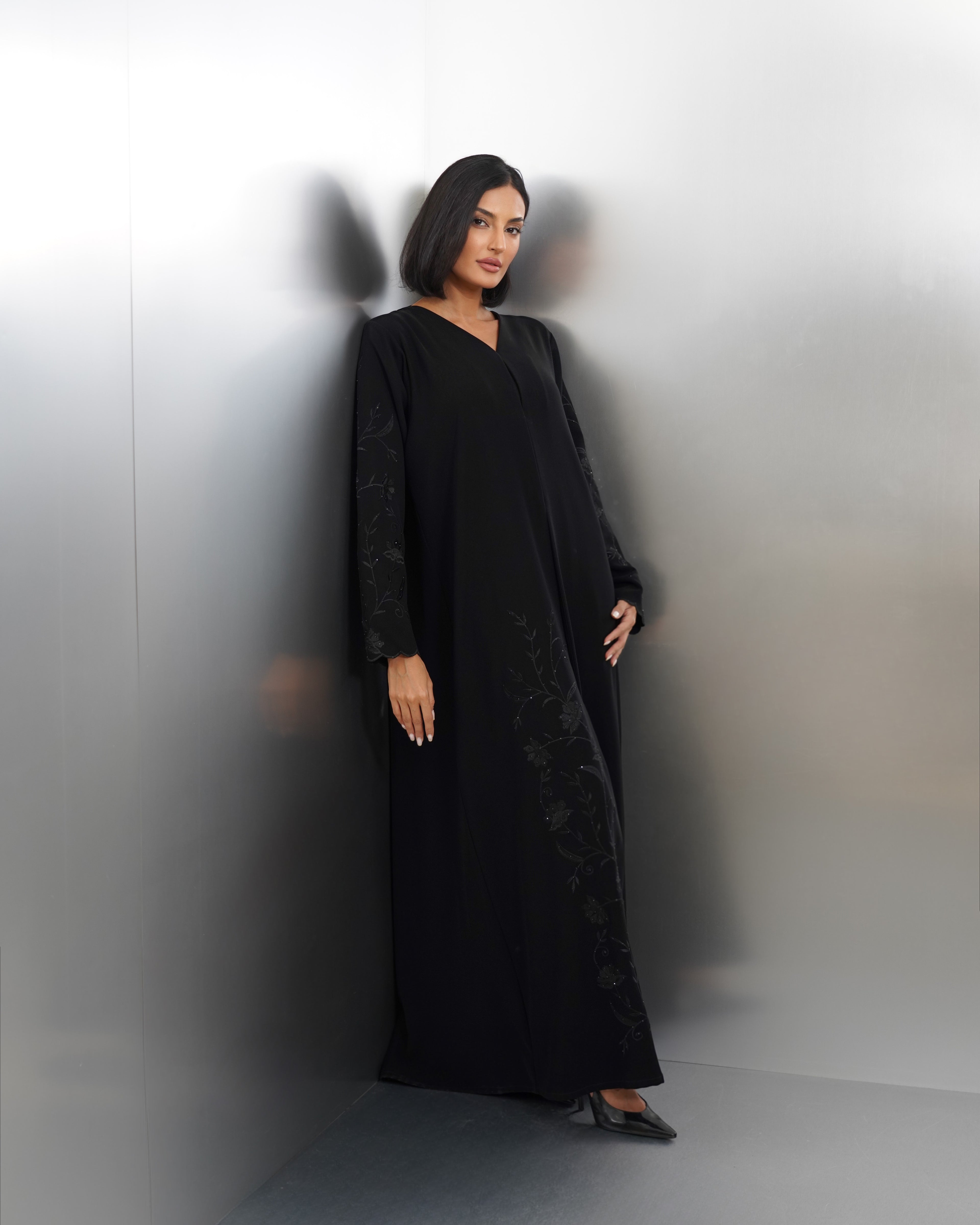 Aino-Black