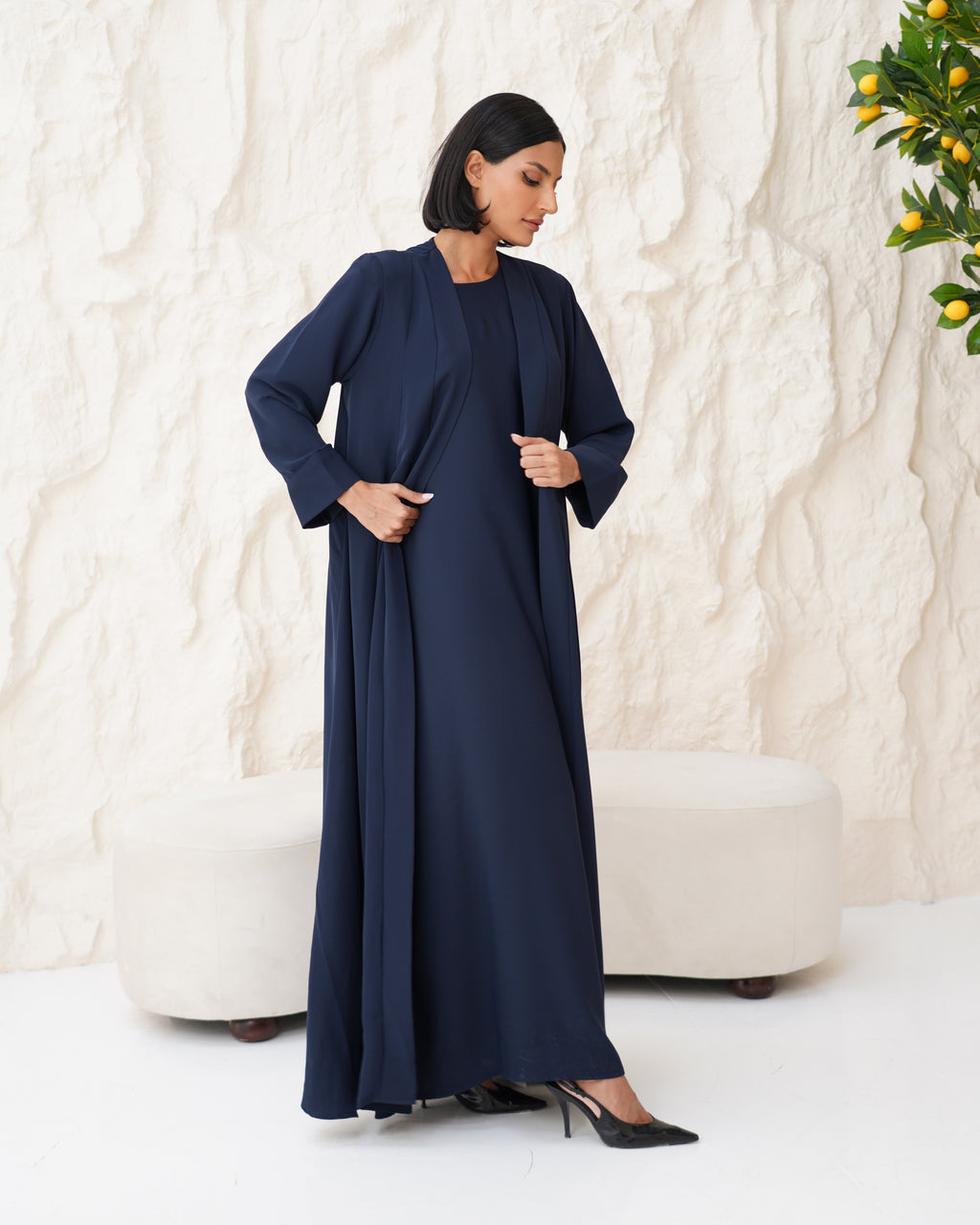 Aziza Navy Abaya