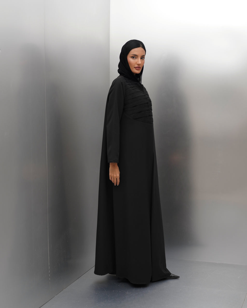 Hilla-Black