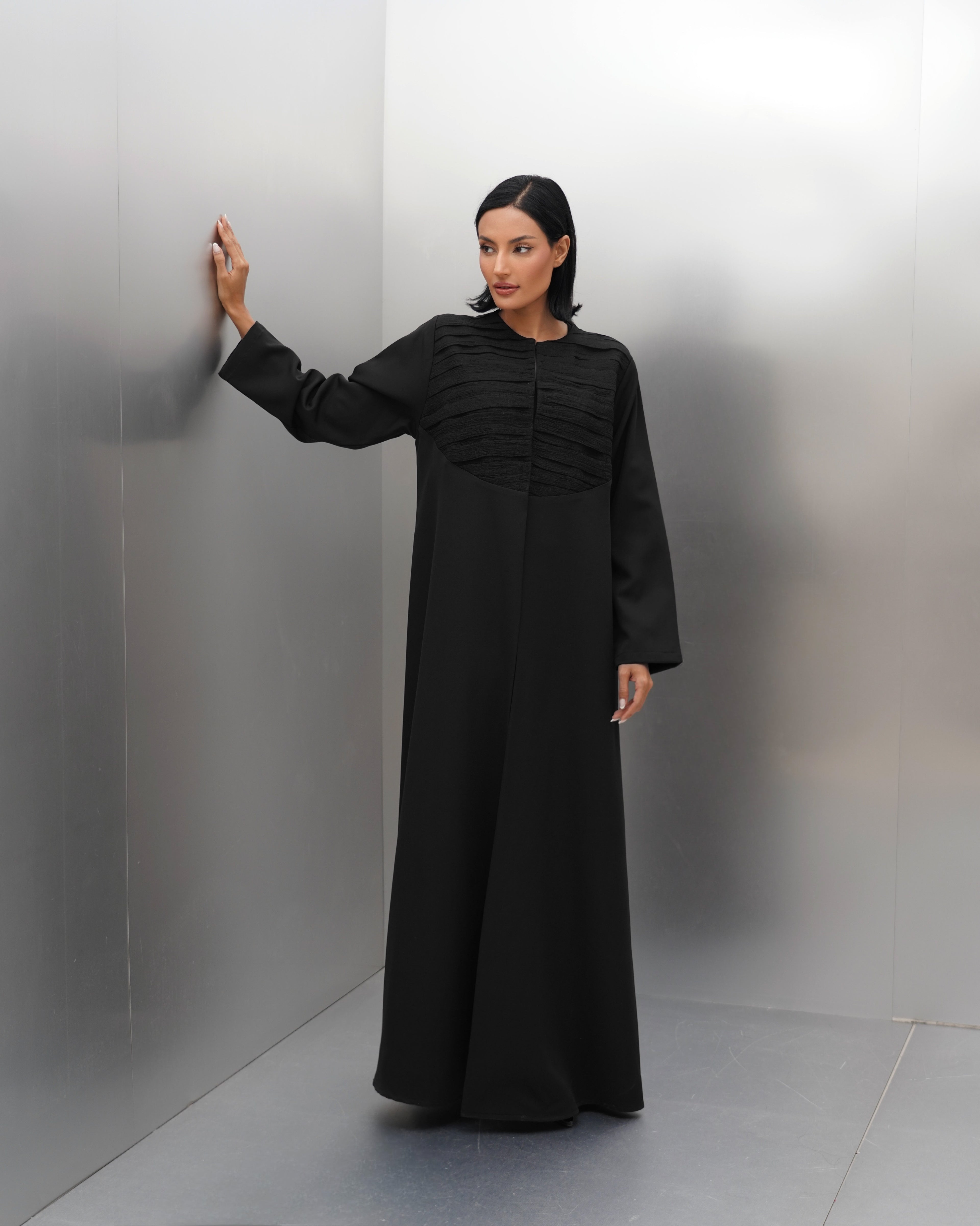 Hilla-Black