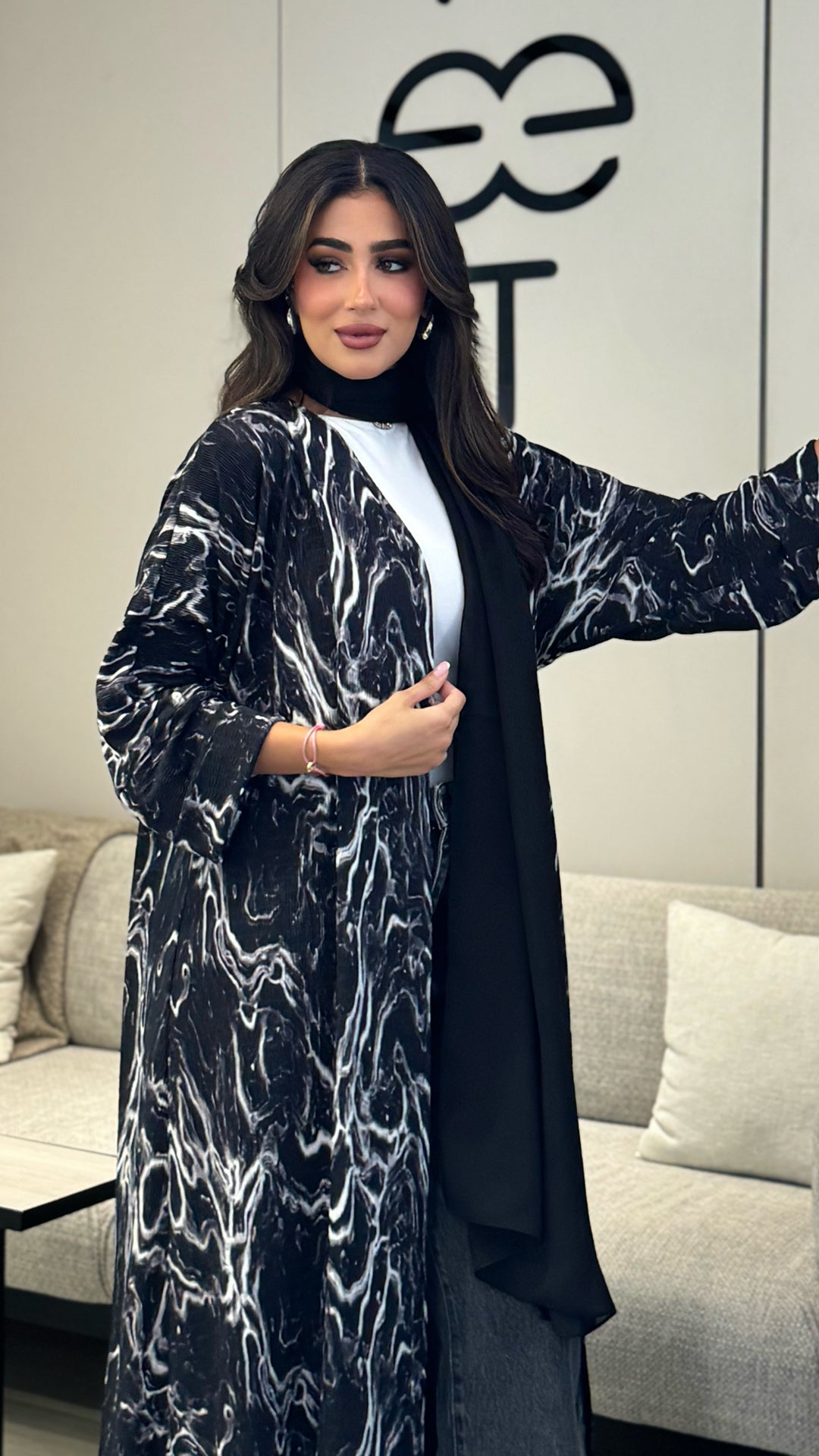 Serene Black Abaya