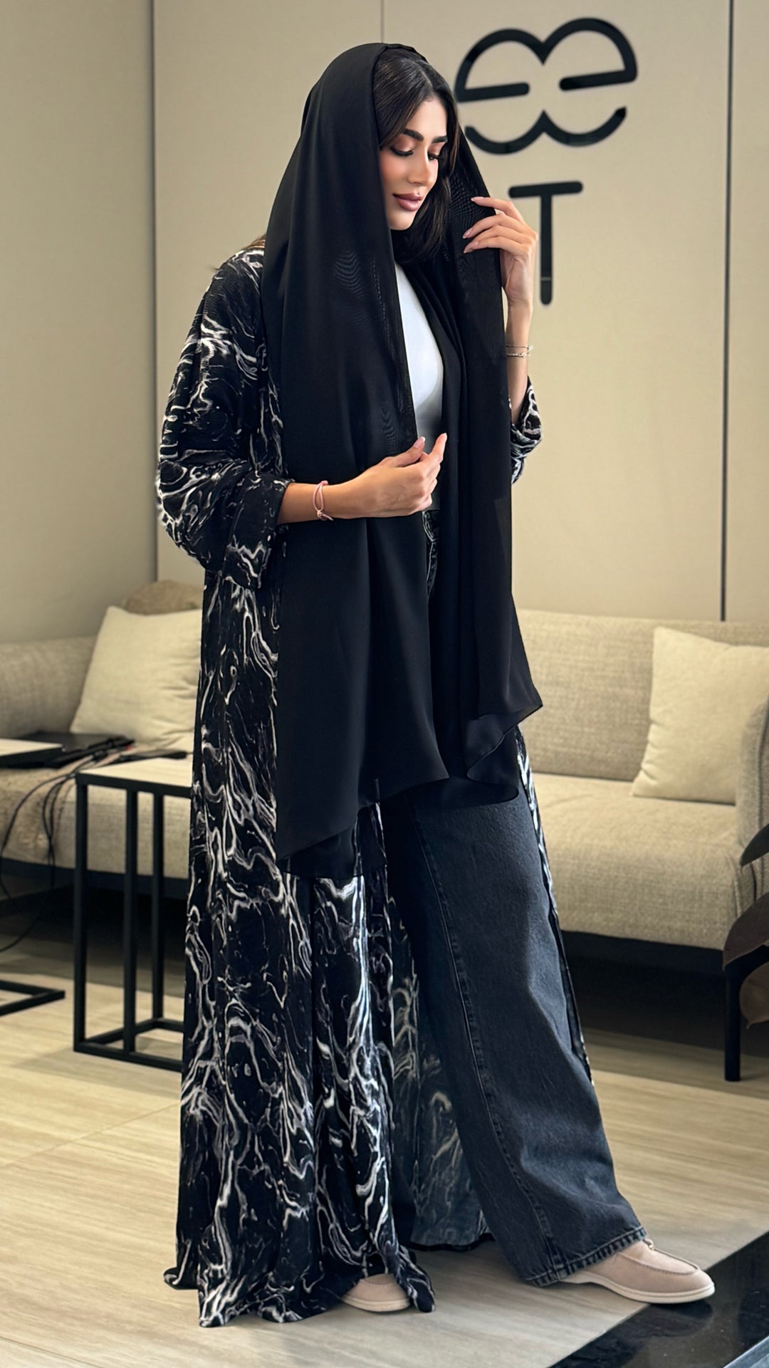 Serene Black Abaya
