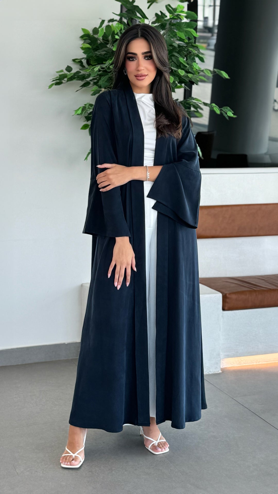 Misk Navy Abaya