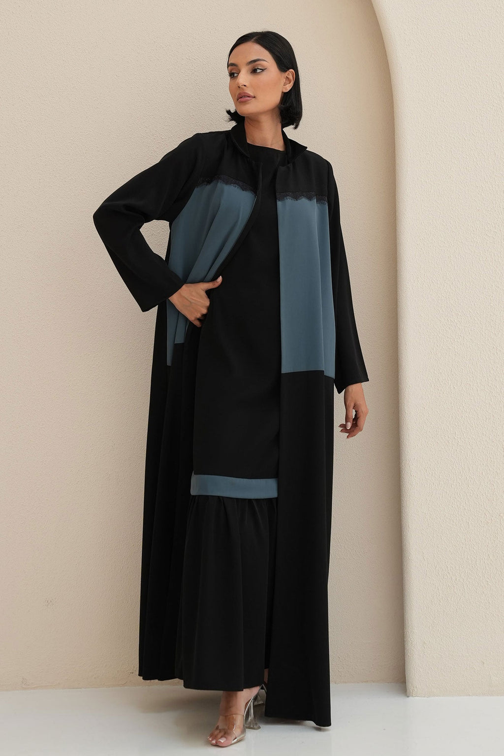 AUREN Turquoise Abaya