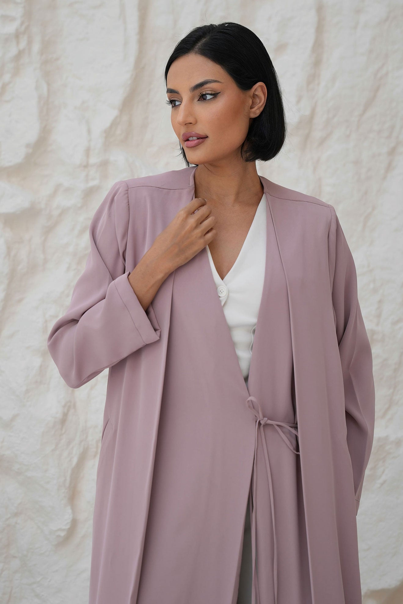 AYVERA Pink Abaya