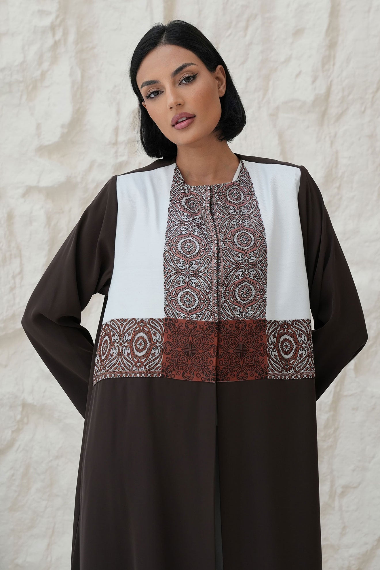 LIVORA Brown Abaya