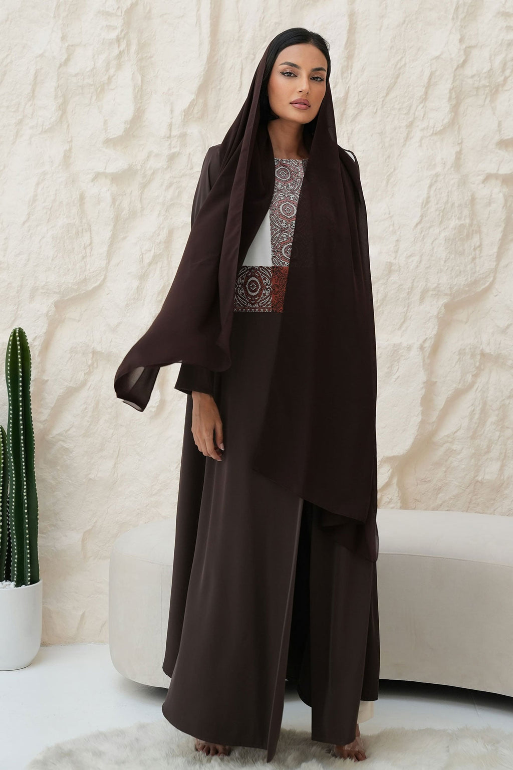 LIVORA Brown Abaya
