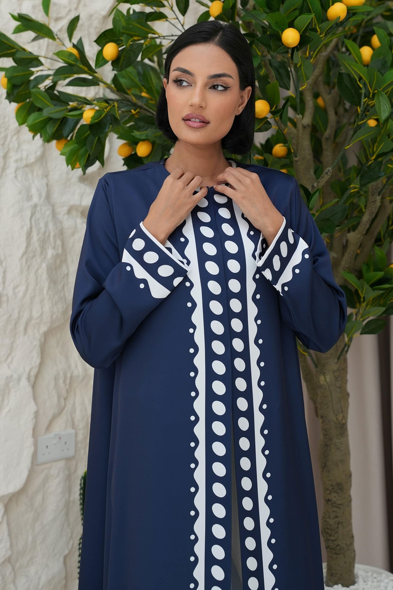 ORIELLE Navy Abaya