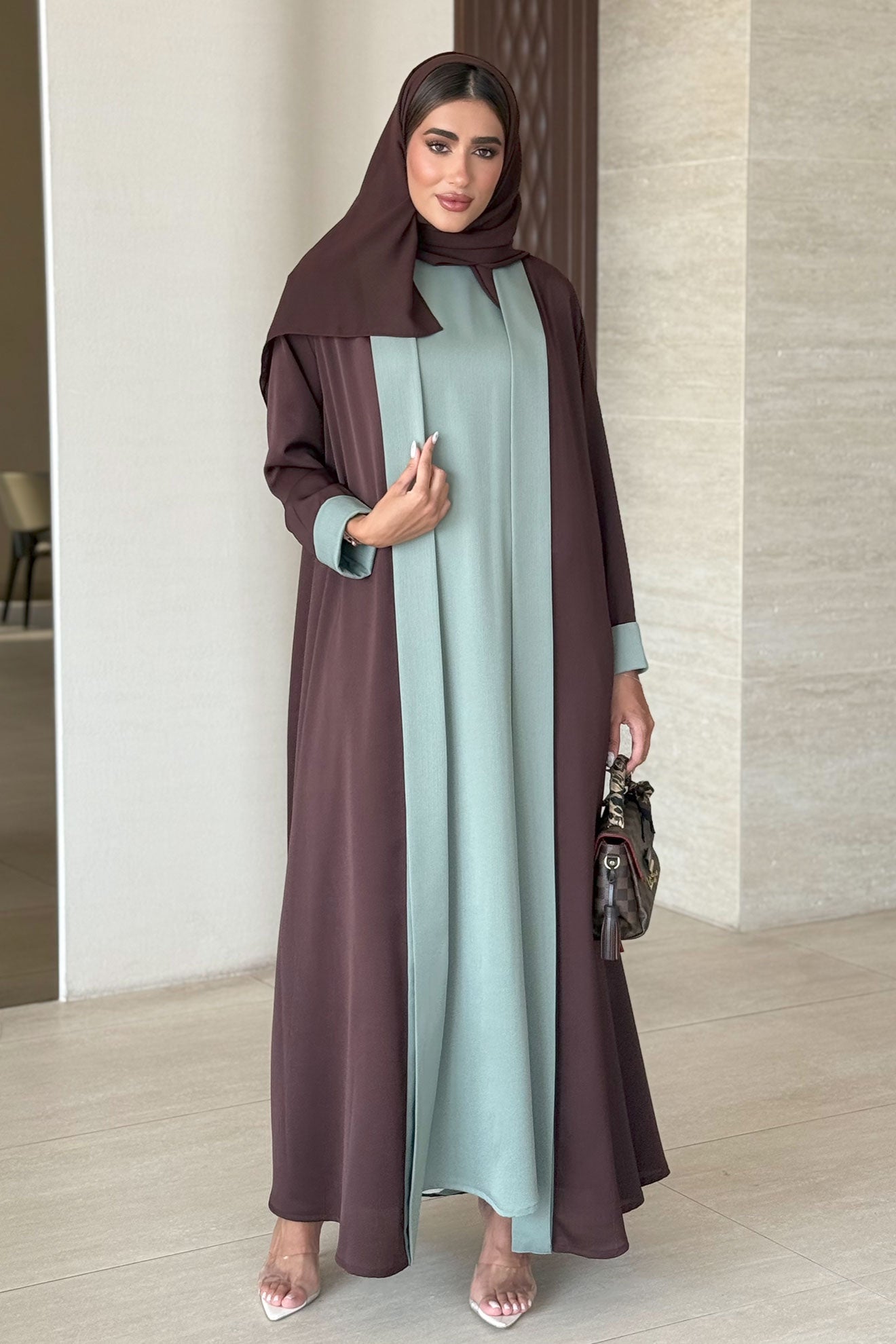 Encanto Brown Abaya