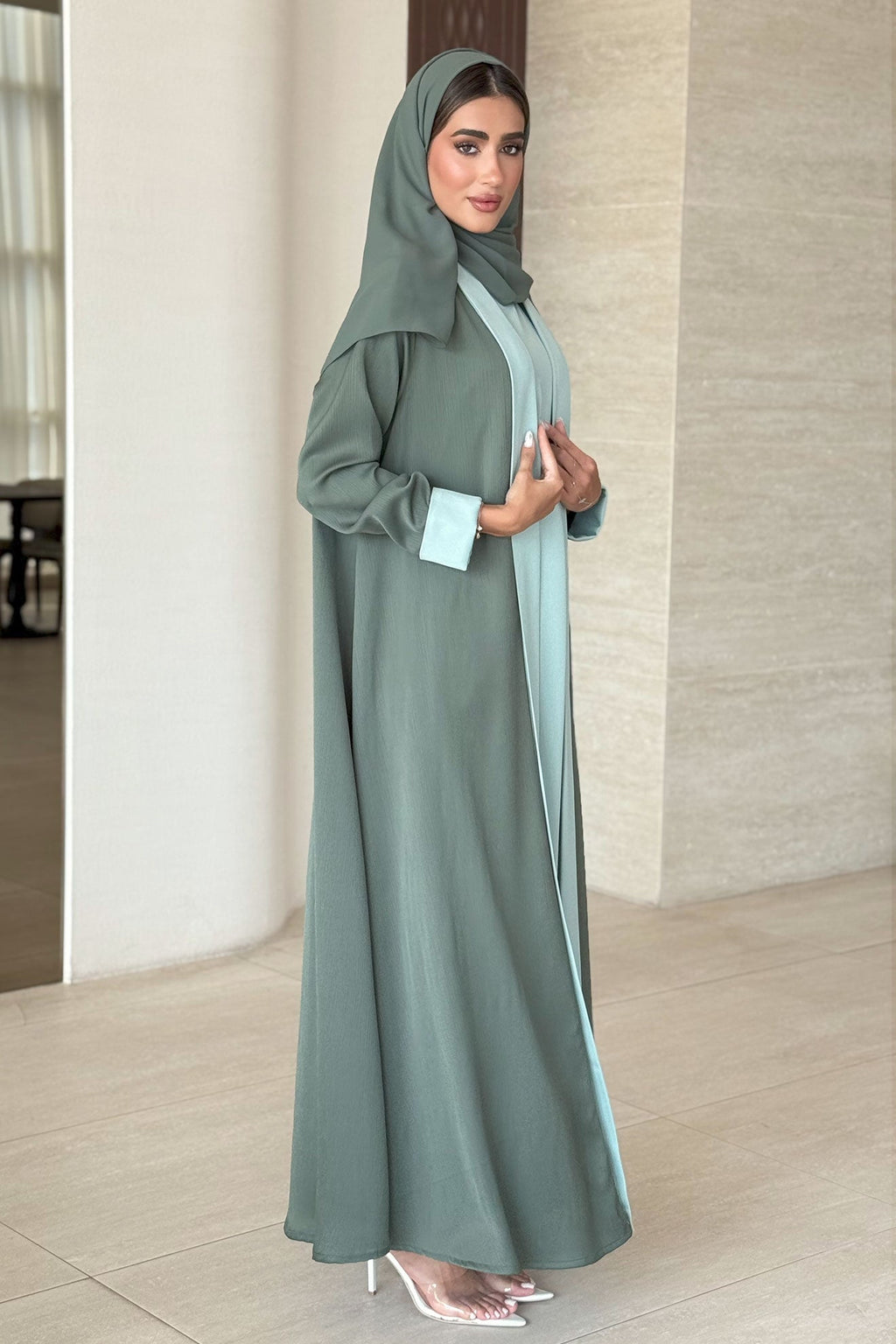 Encanto Green Abaya