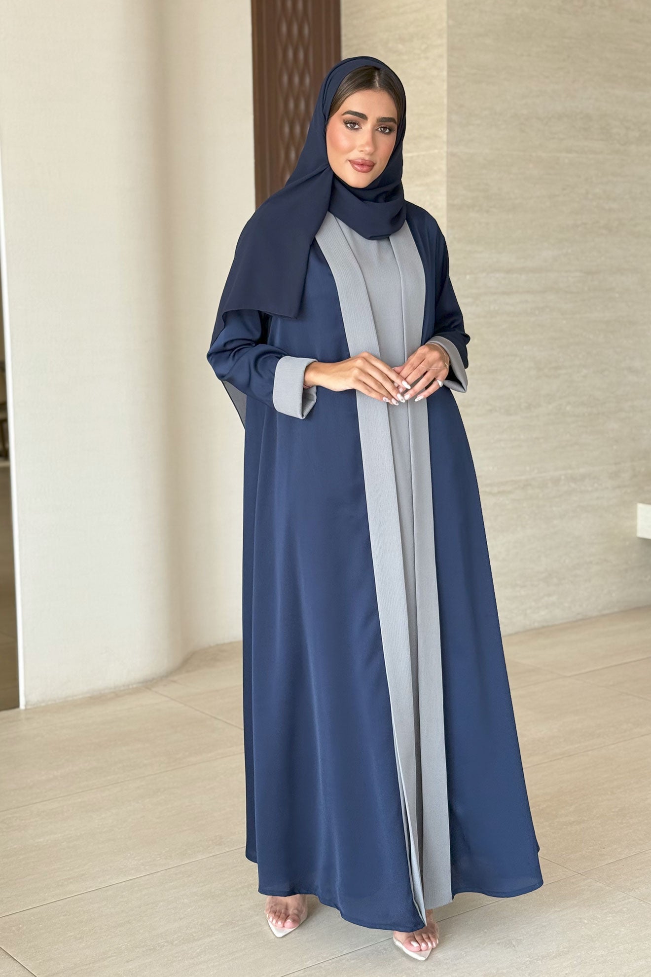 Encanto Navy Abaya