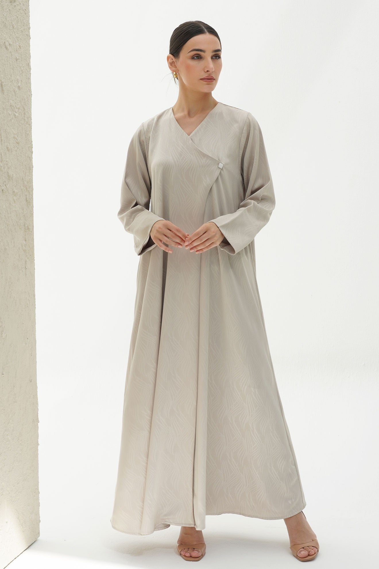 Allure Beige Jacquard Japanese Abaya