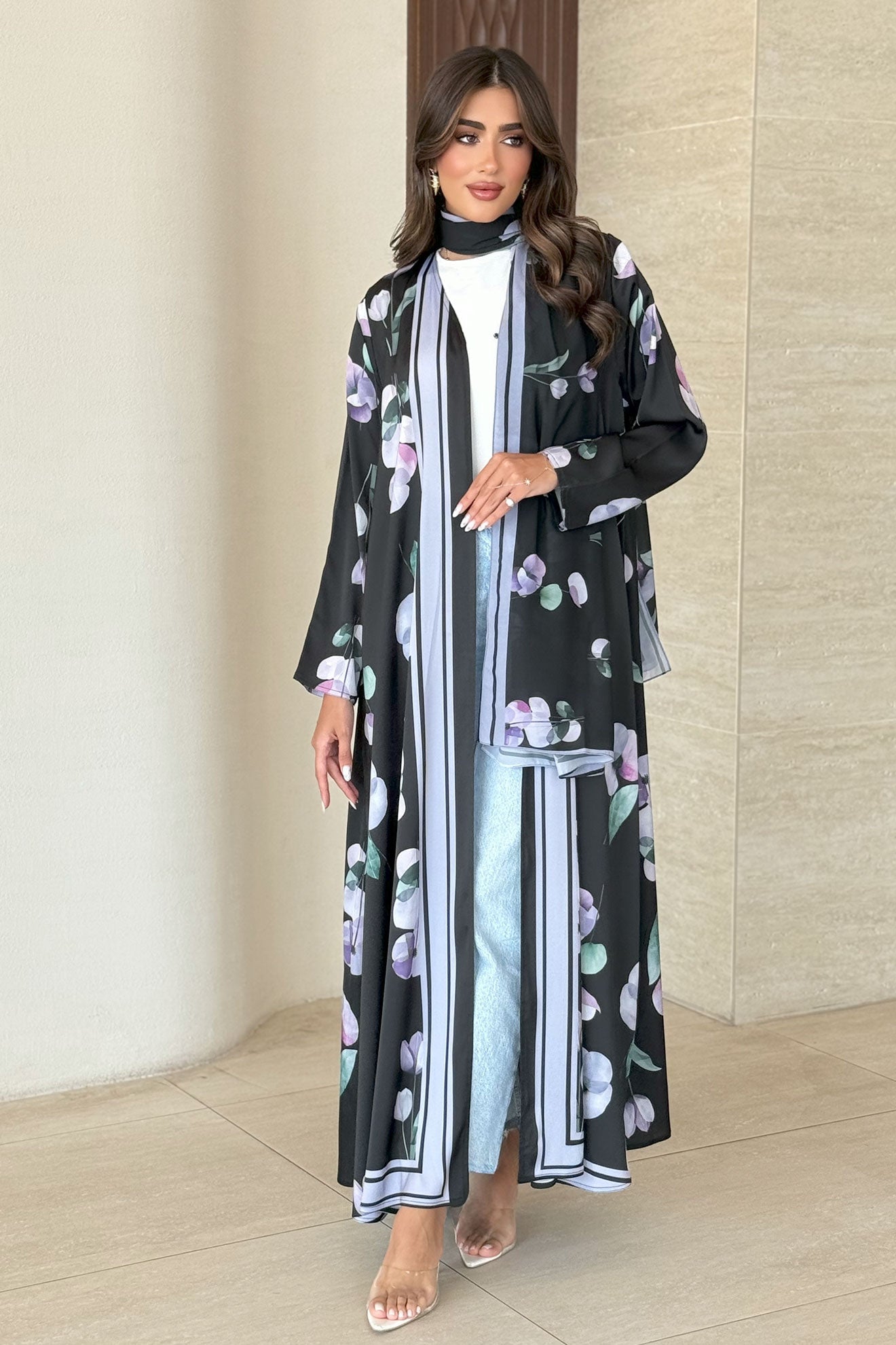 Luna Black Abaya