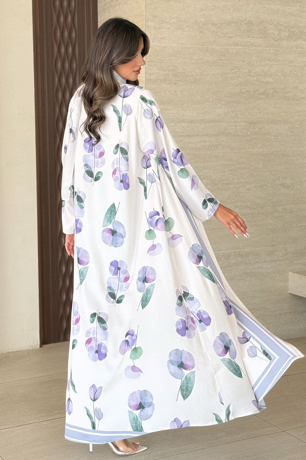 Luna White Abaya
