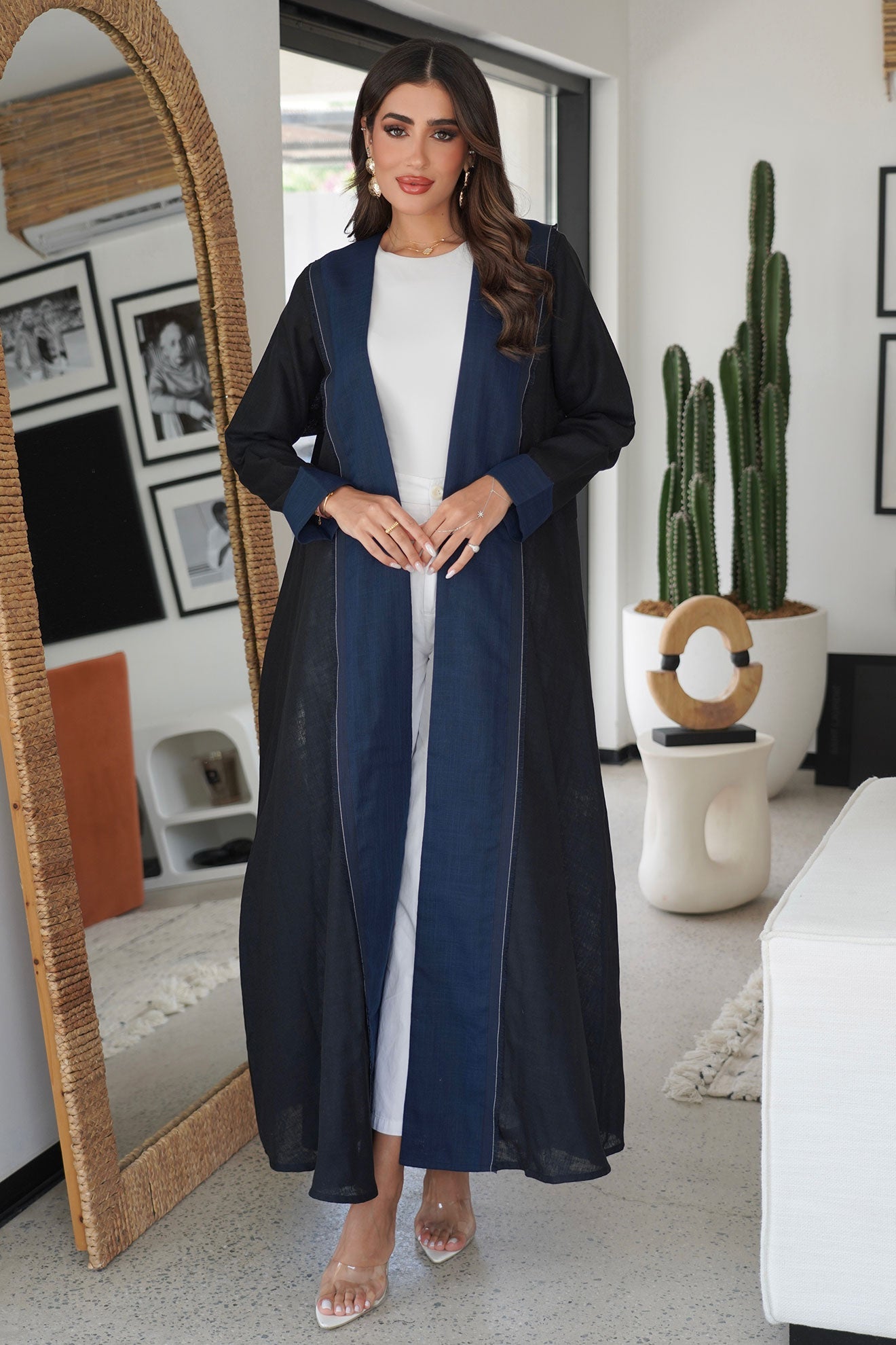 Nova Black Abaya