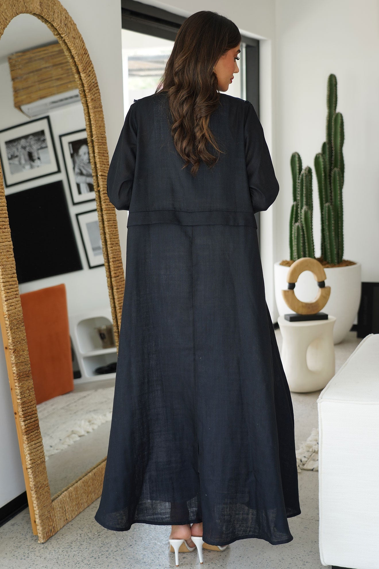 Nova Black Abaya