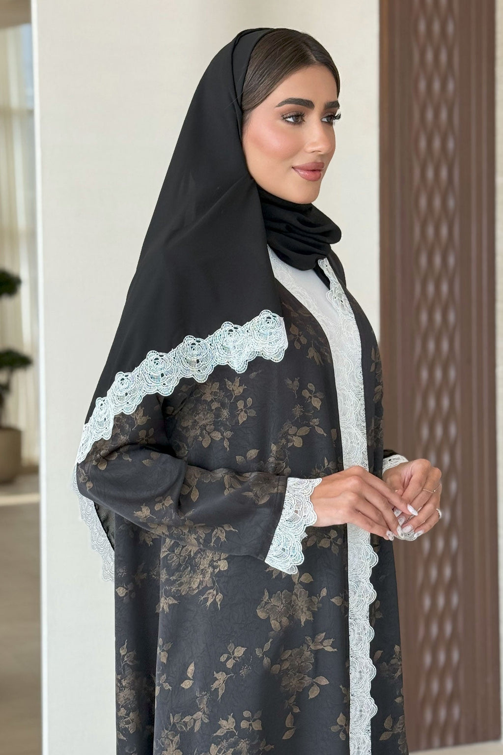 Rosa Brown Abaya