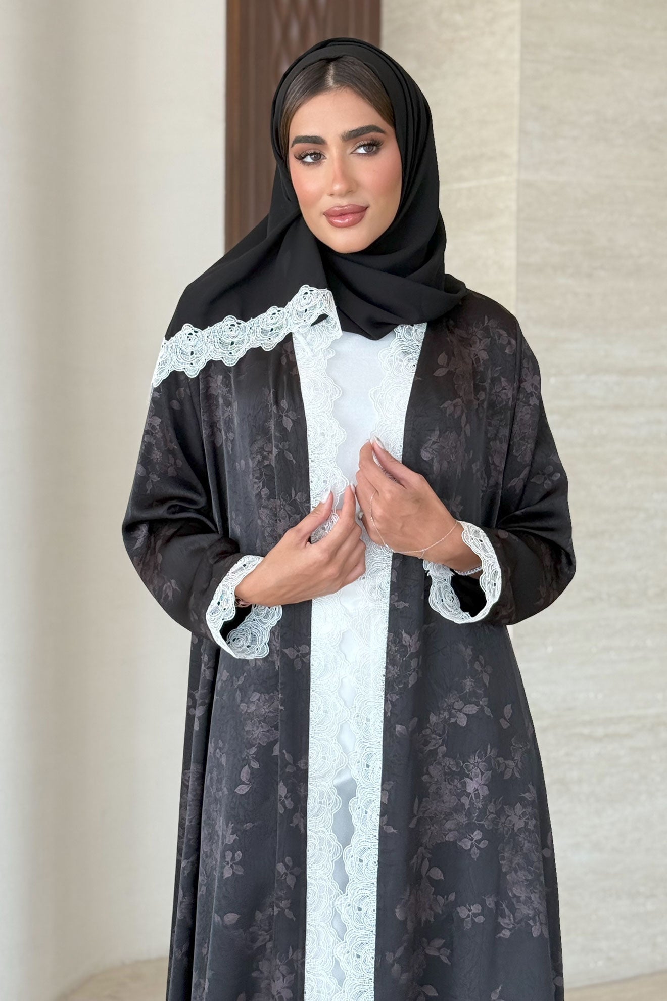 Rosa Purple Abaya