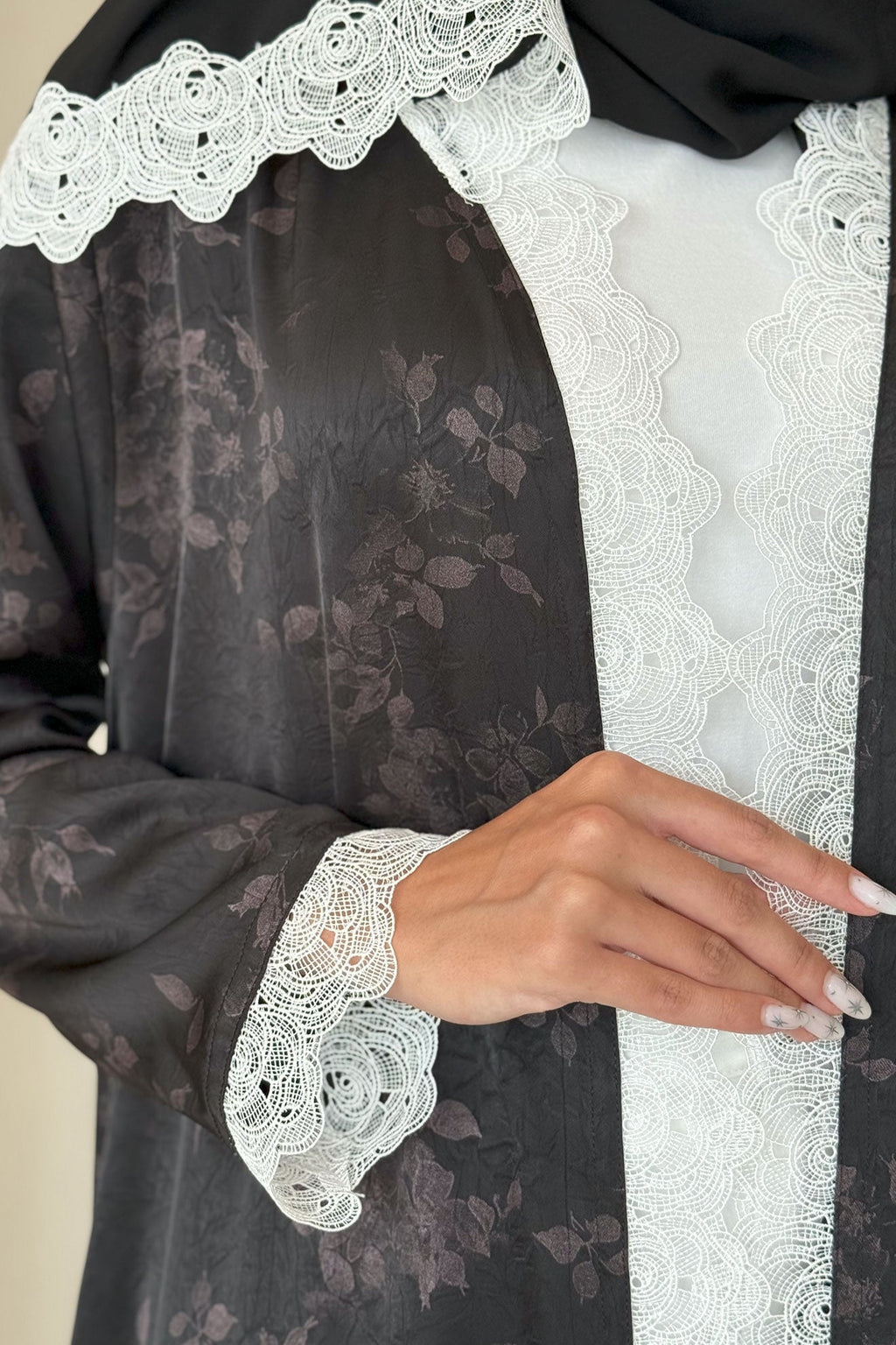 Rosa Purple Abaya