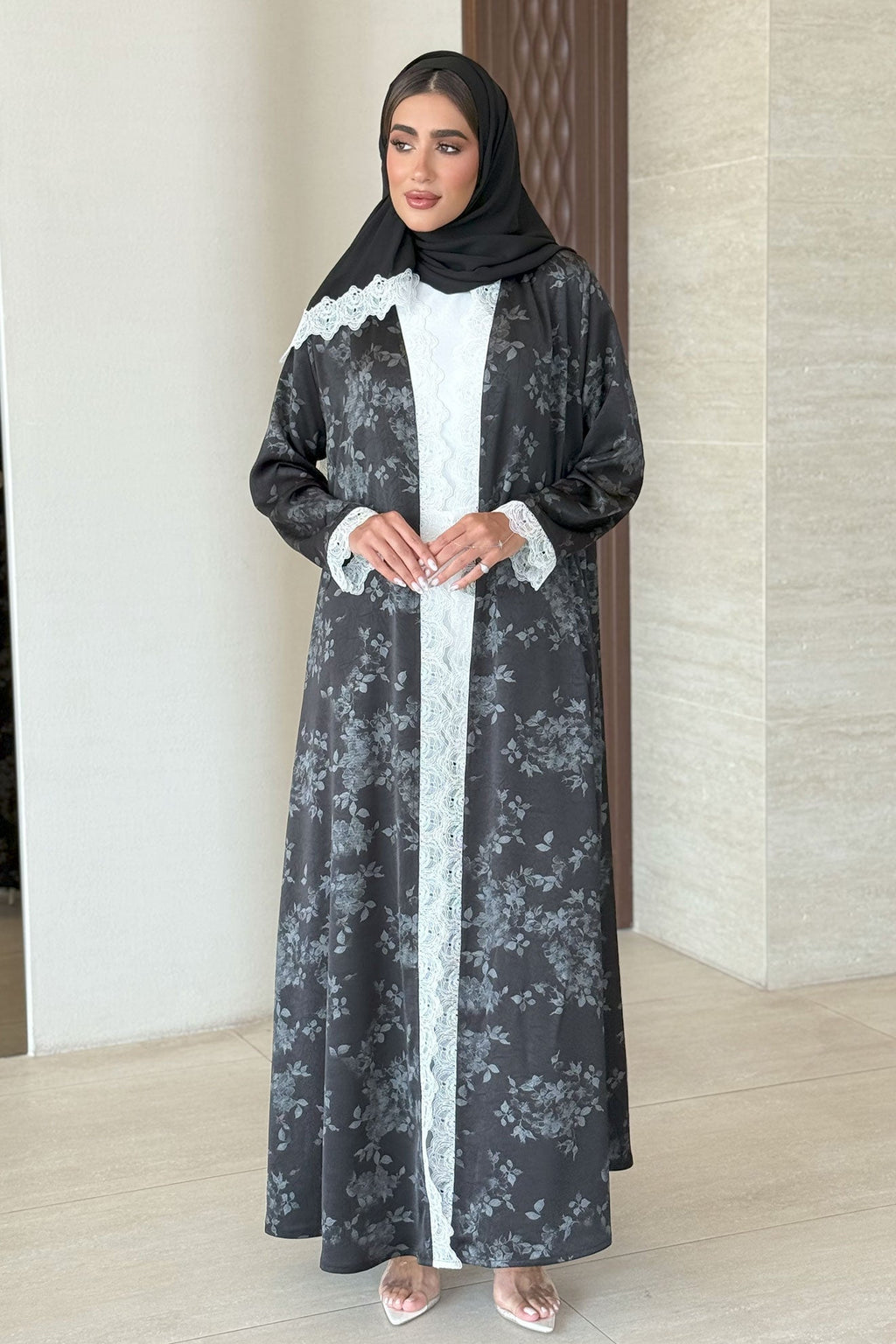 Rosa White Abaya