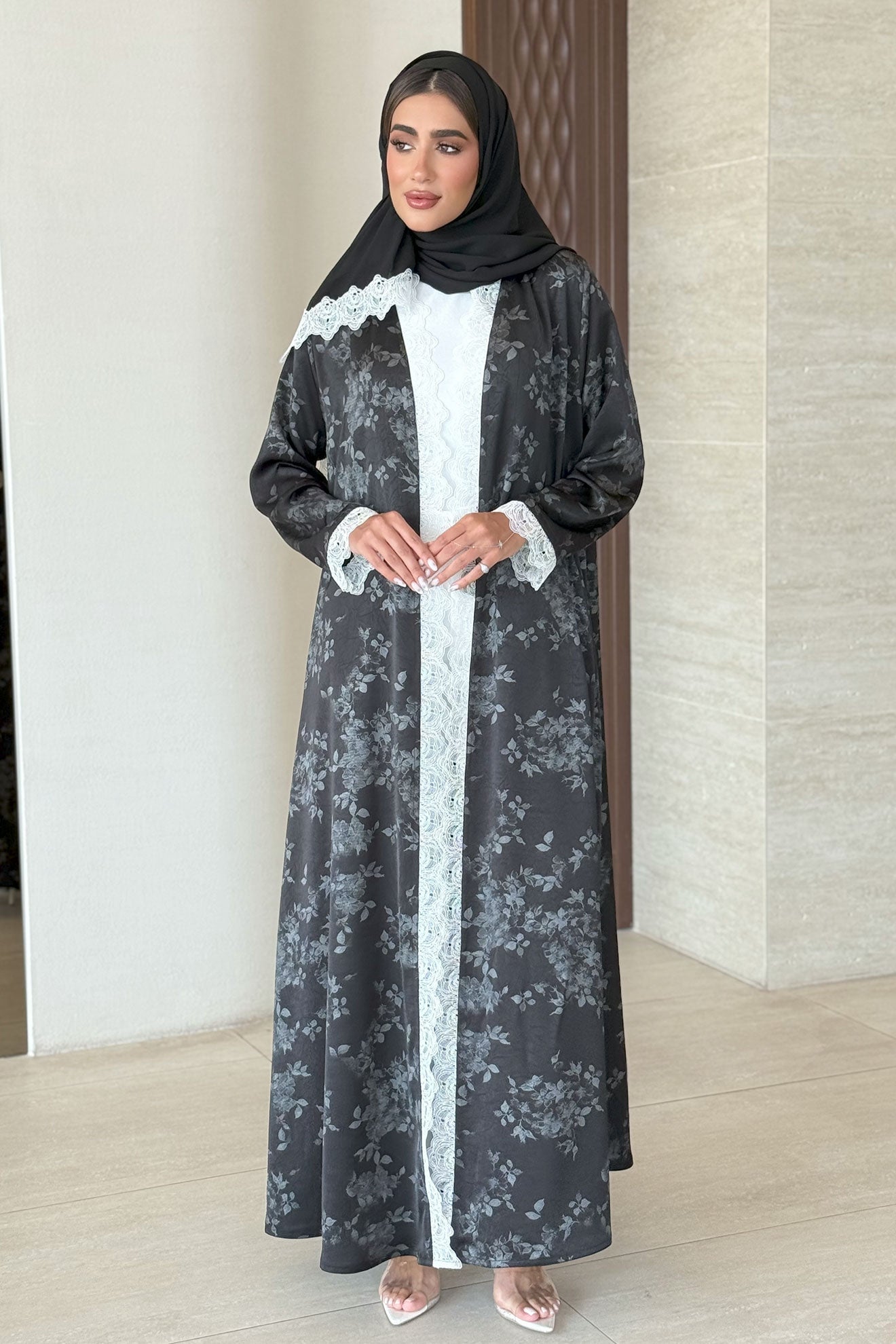 Rosa White Abaya