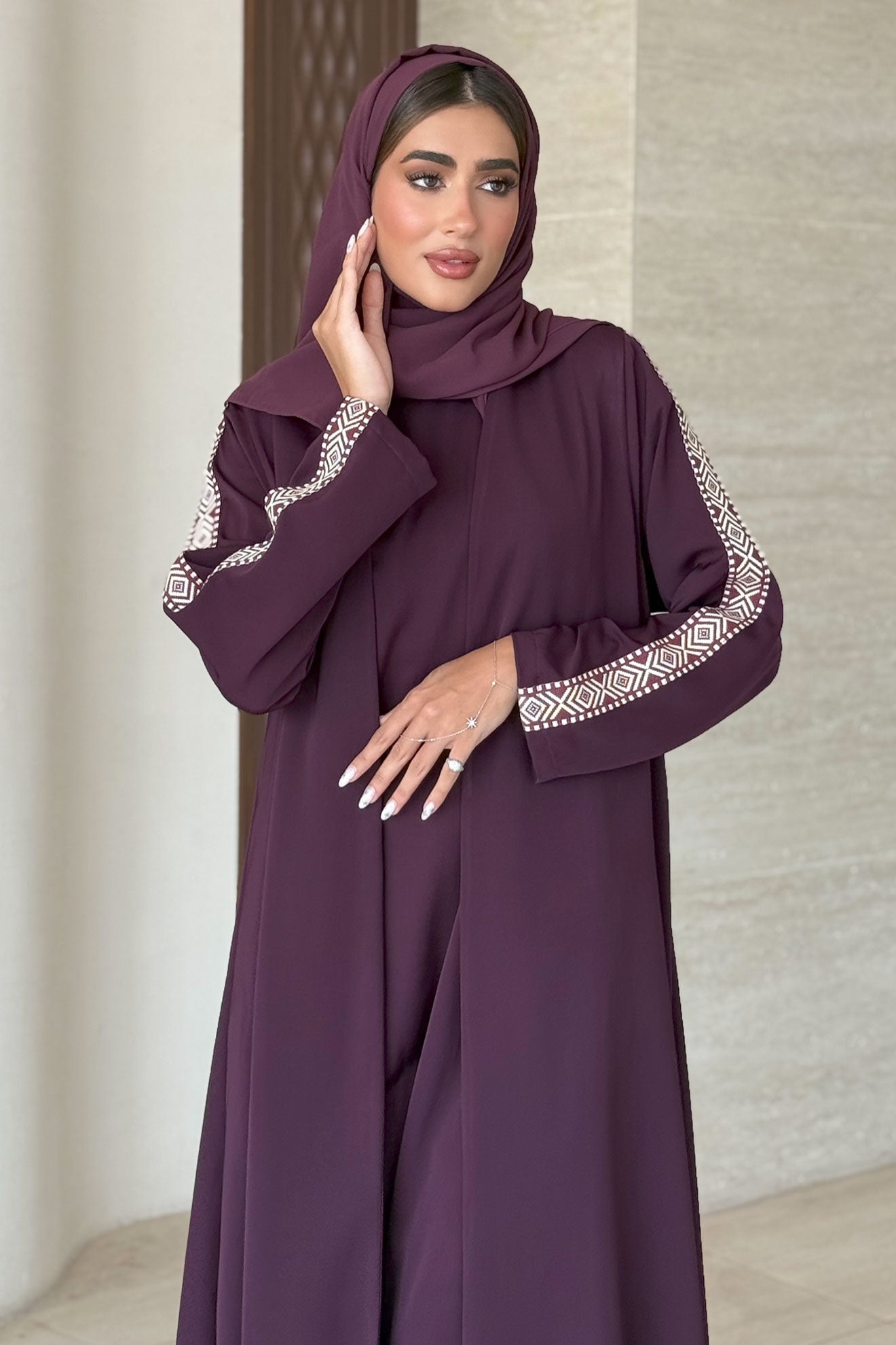Velo Purple Abaya