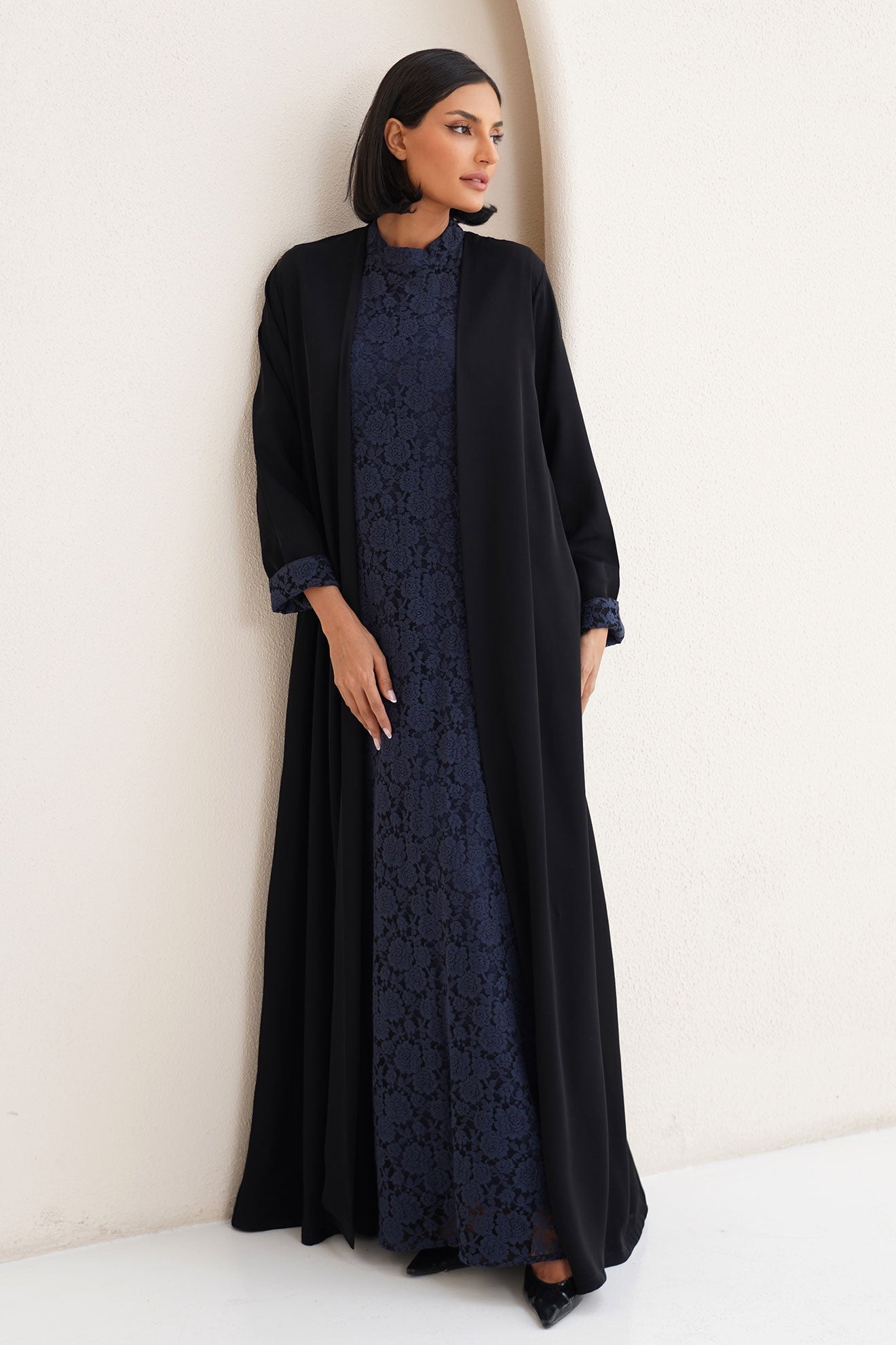 Veloura Navy Black Abaya