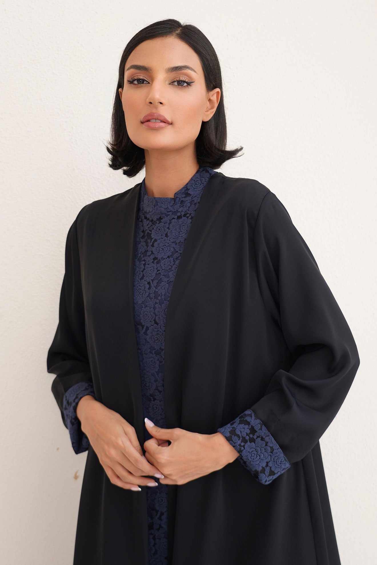 Veloura Navy Black Abaya