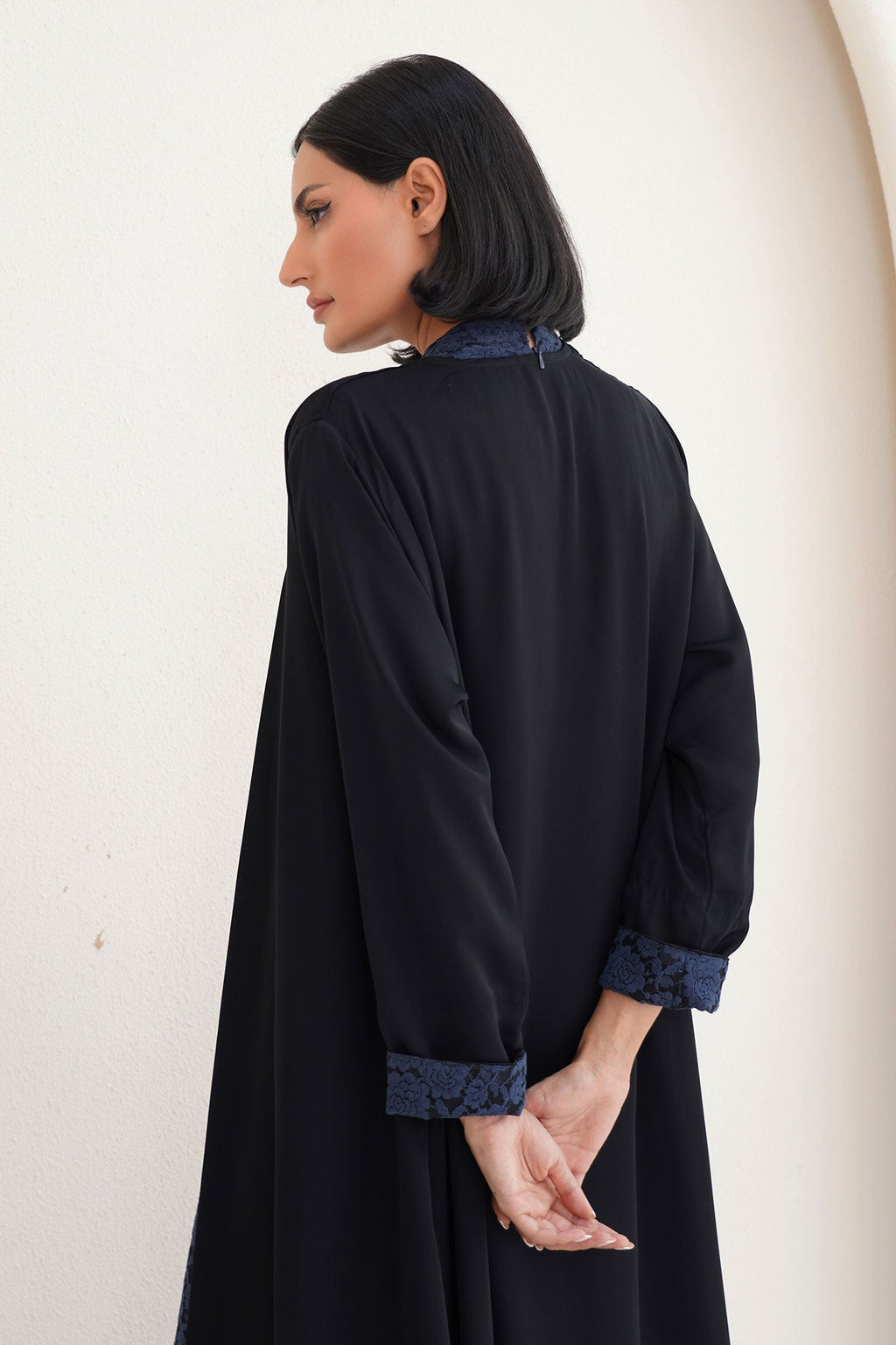 Veloura Navy Black Abaya