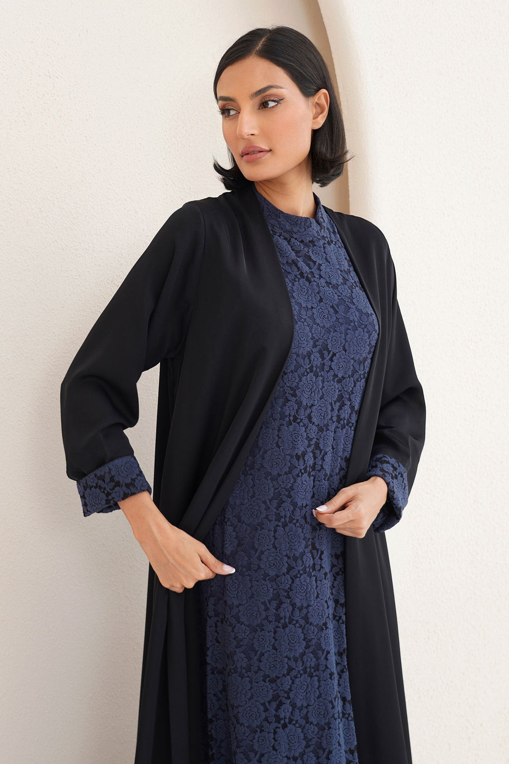 Veloura Navy Black Abaya