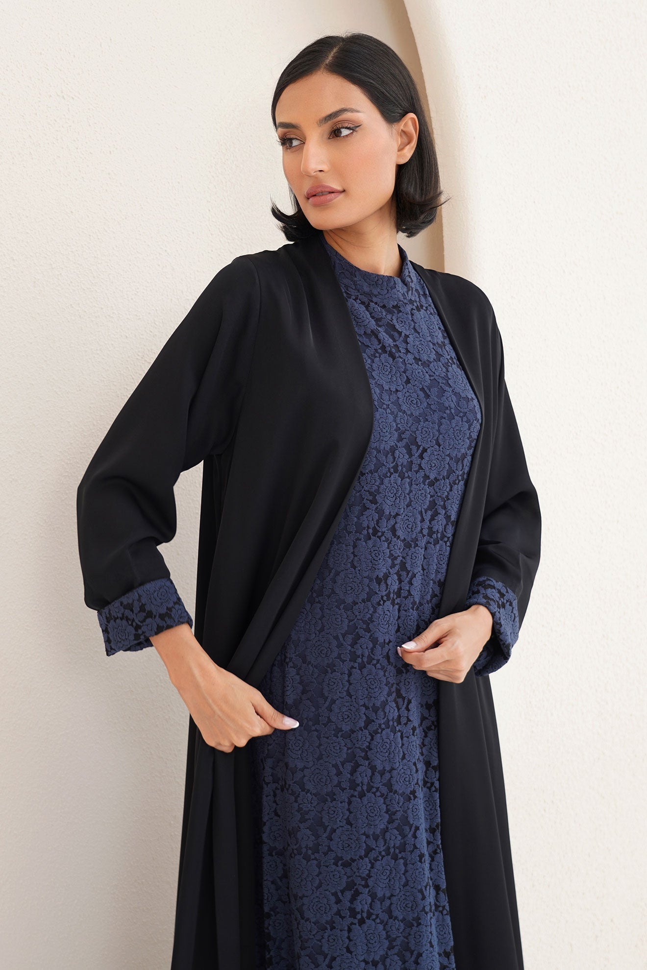 Veloura Navy Black Abaya