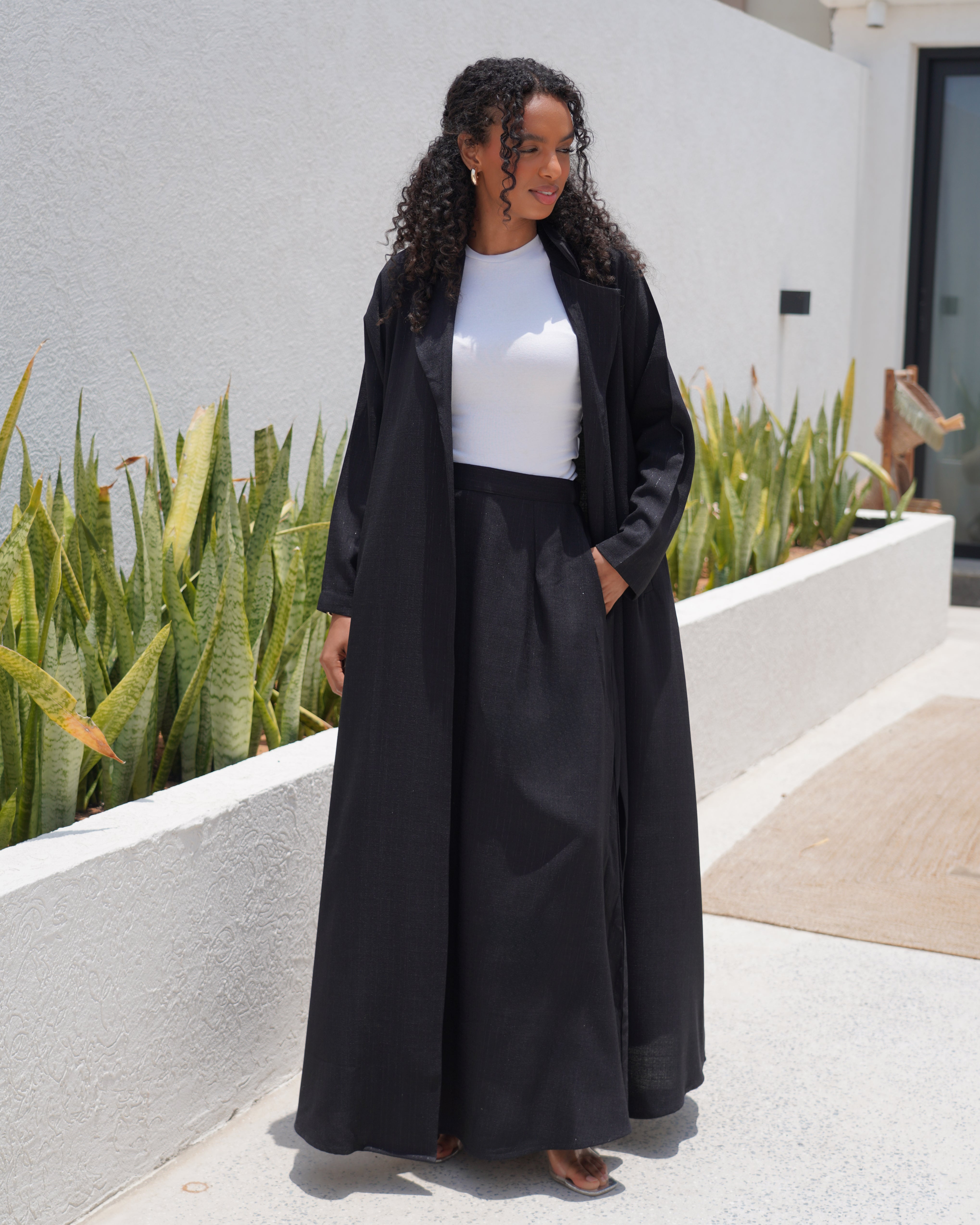 Aurelo- Black