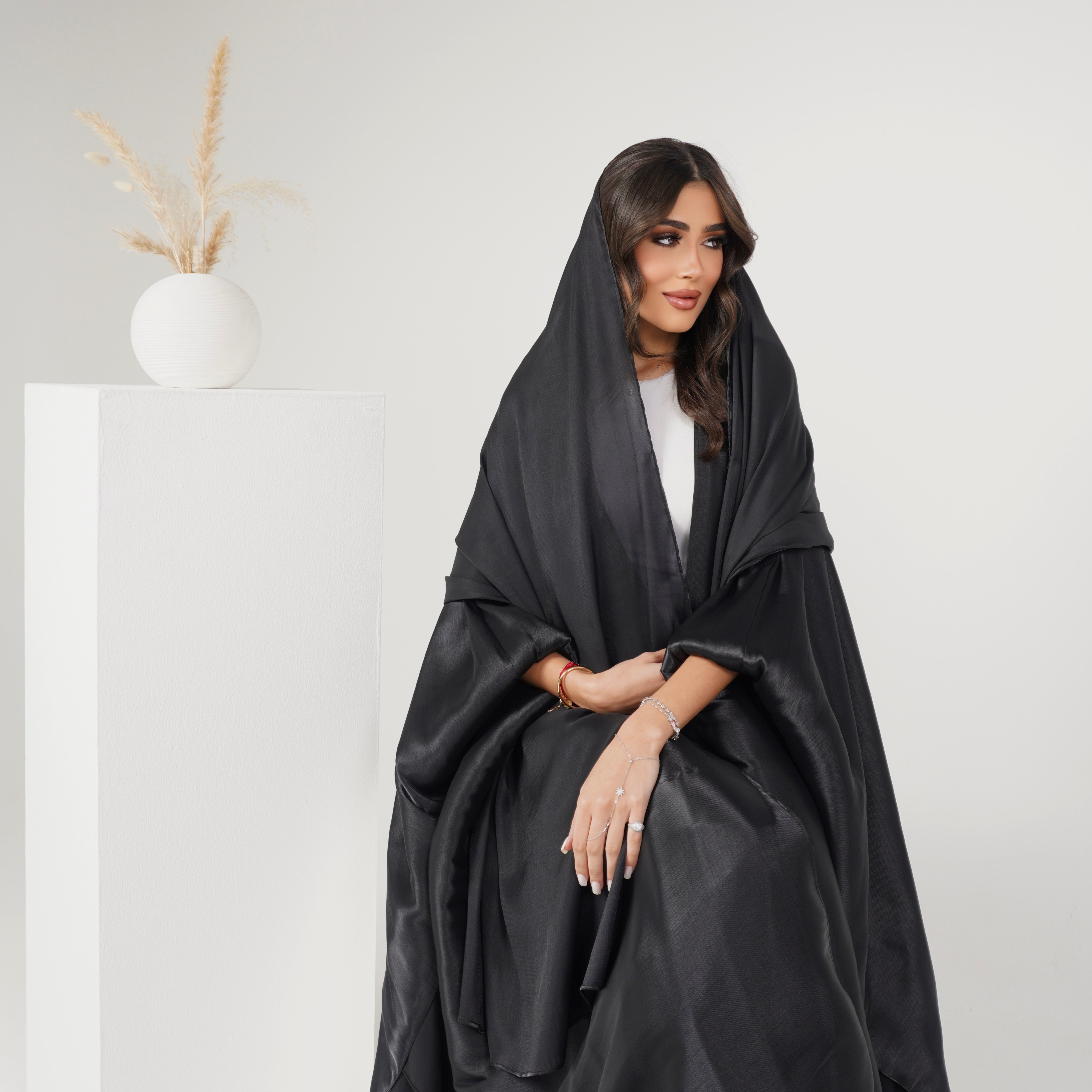 Amira Black Abaya