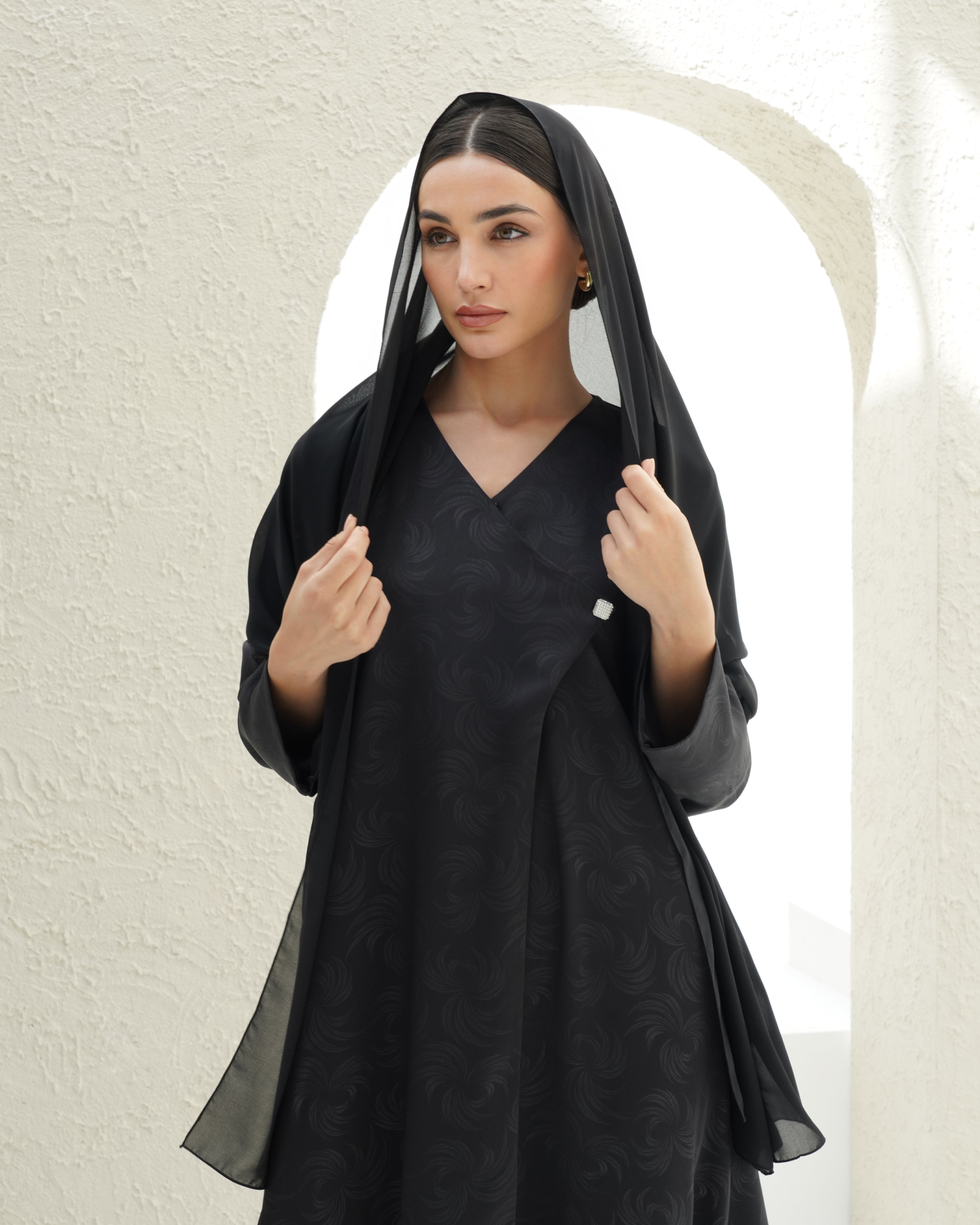 Allure Japanese Jacquard Black Abaya