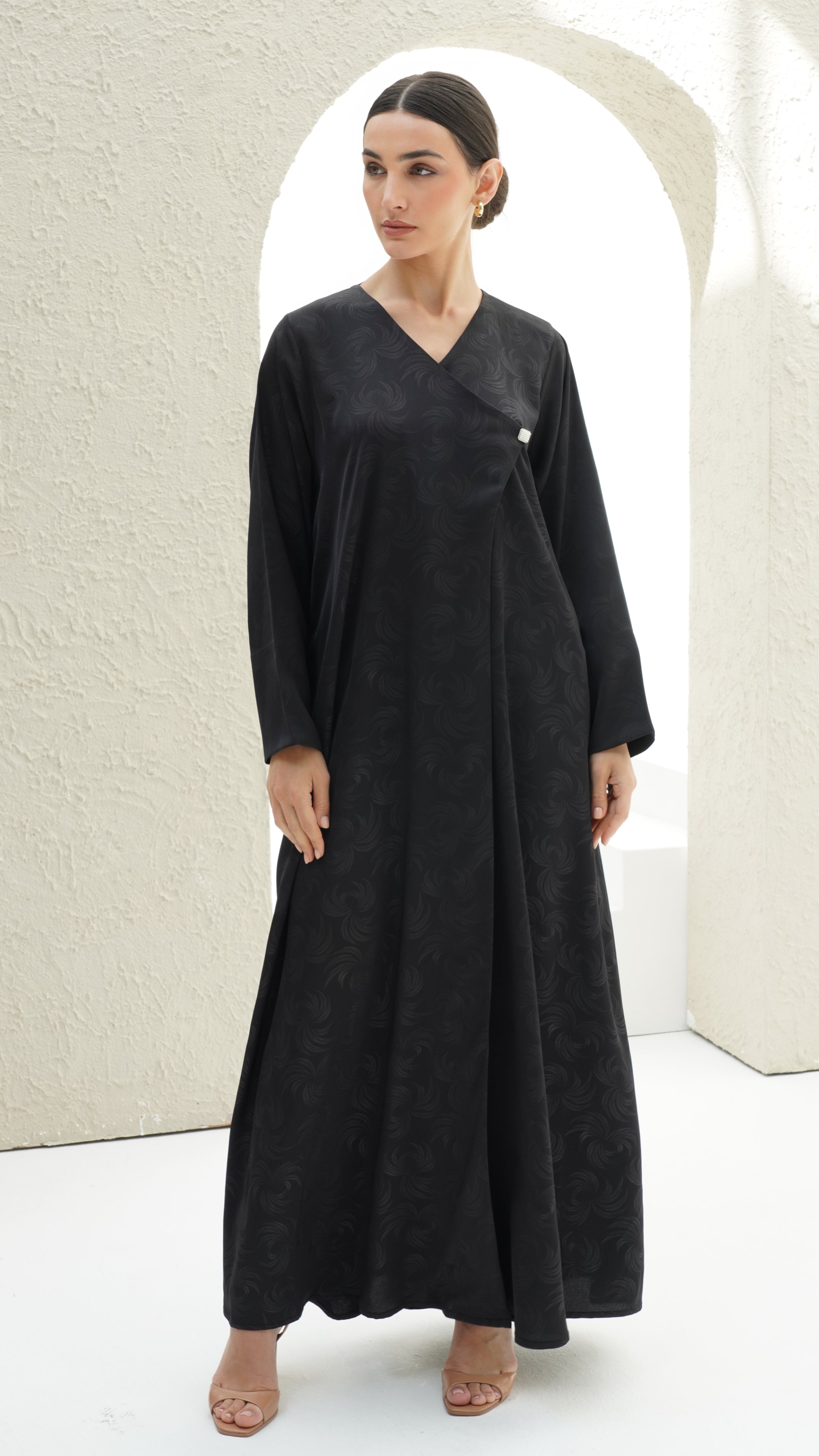 Allure Japanese Jacquard Black Abaya